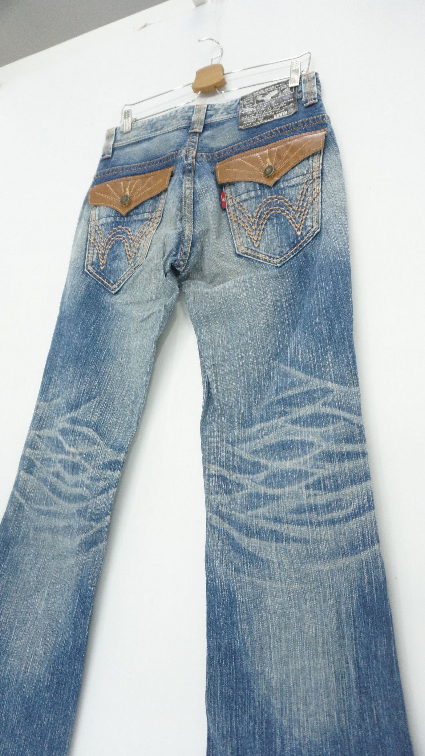 Edwin XVS Japan Flared Bootcut Clawmark Jeans