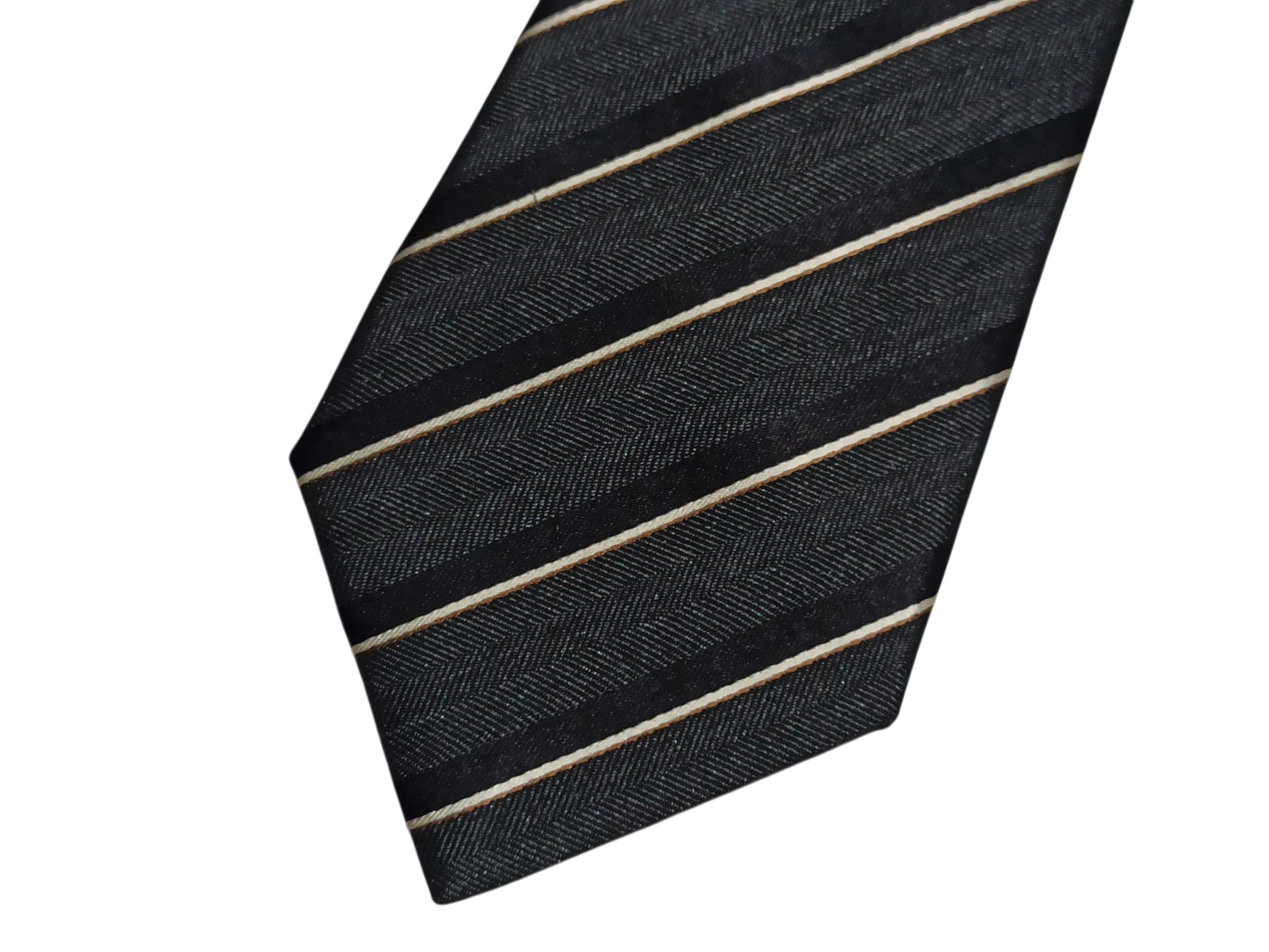 Giorgio Armani NWOT Giorgio Armani Silk Tie HAND MADE IN ITALY Size ONE SIZE - 3 Thumbnail