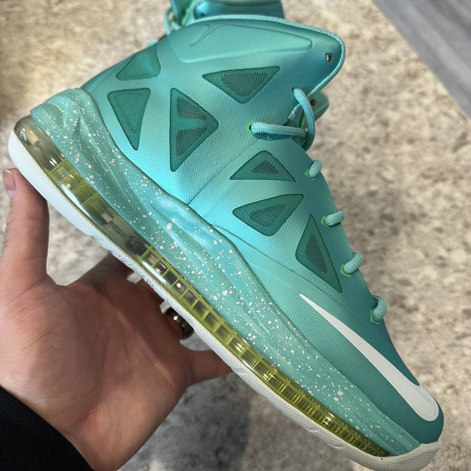 Nike Size 6.5Y Nike Lebron X Easter | Turquoise/Green | CLEAN! | Size US 6.5 / EU 39-40 - 7 Thumbnail