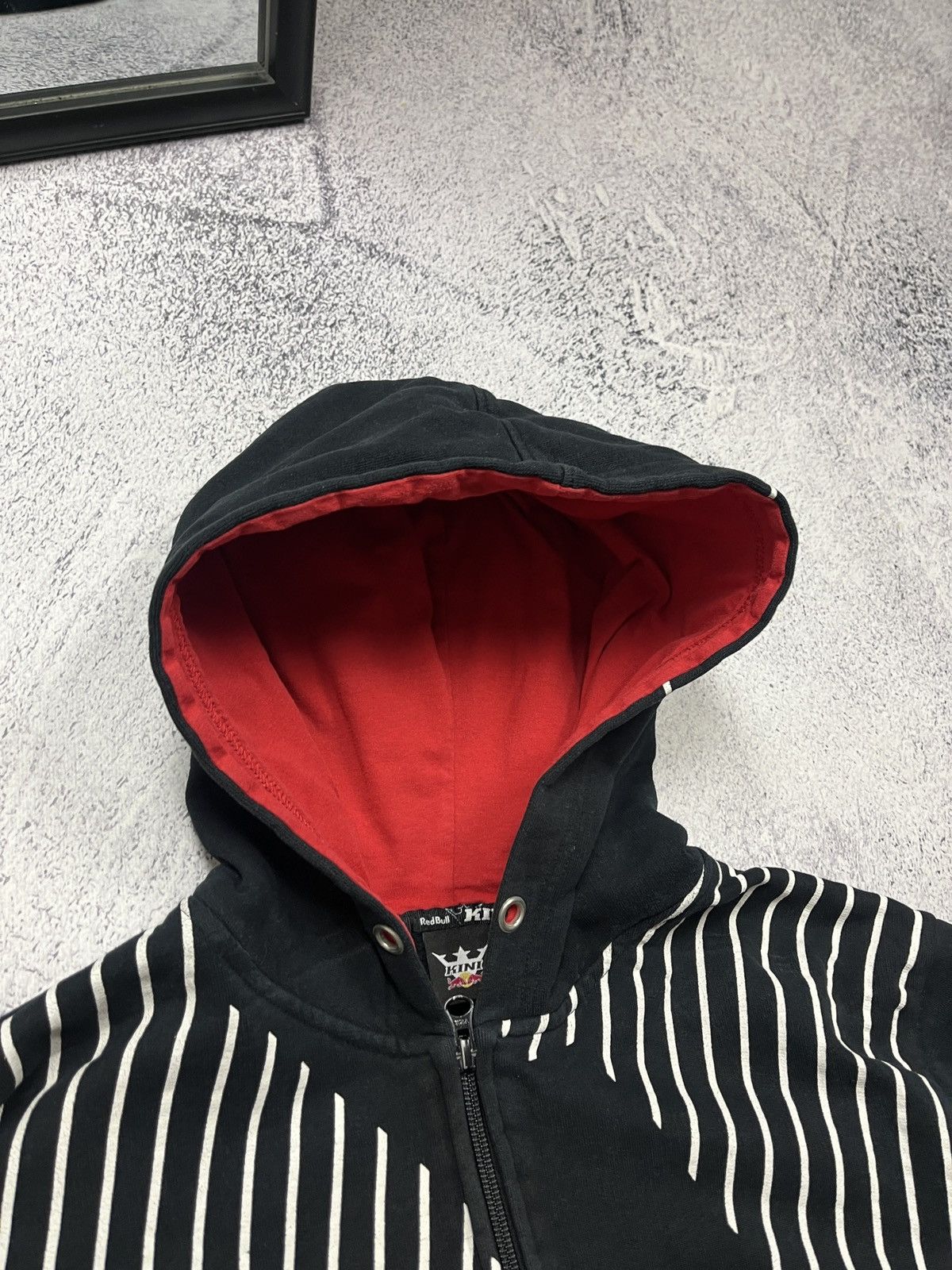 Red Bull Red Bull Kini Racing KTM Crazy Big Logo Zip Up Hoodie Y2k Size US L / EU 52-54 / 3 - 9 Thumbnail