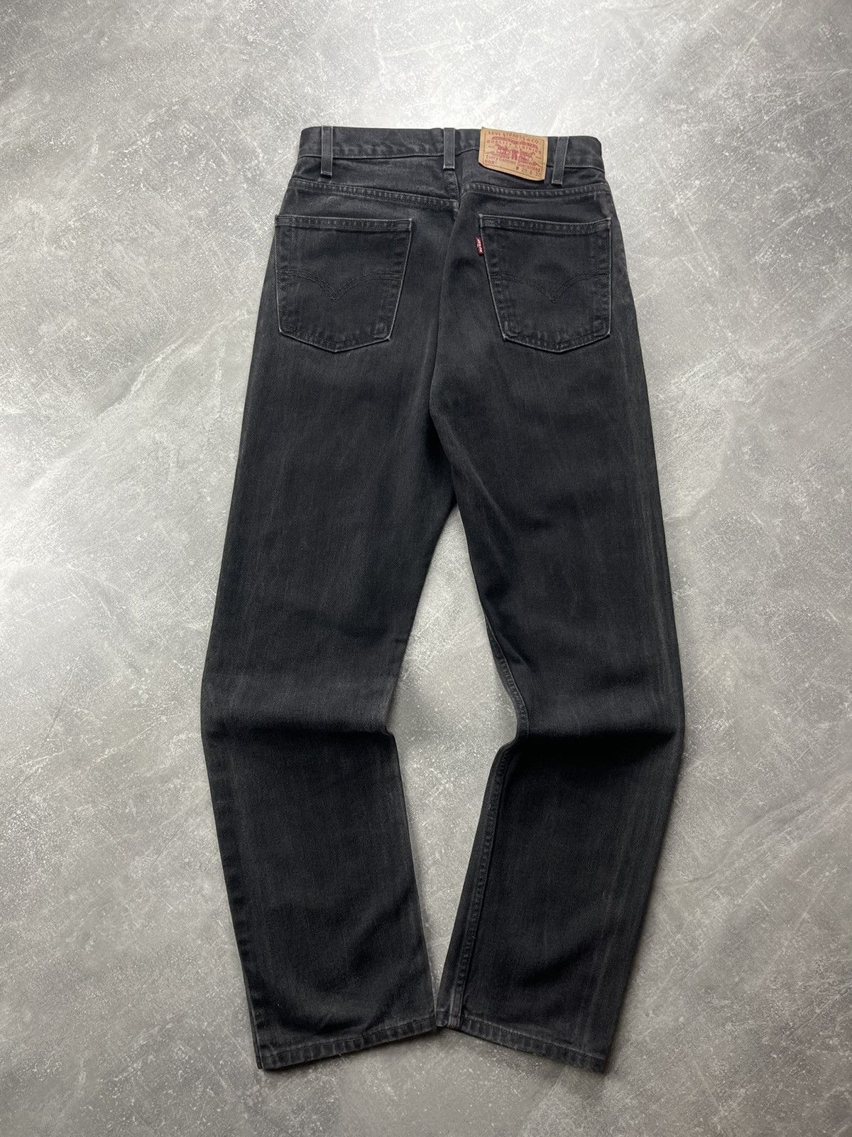 Levi's Levi Strauss & Co. 505 Regular Fit Black Denim Jeans 2000’s Size US 29 - 2 Thumbnail