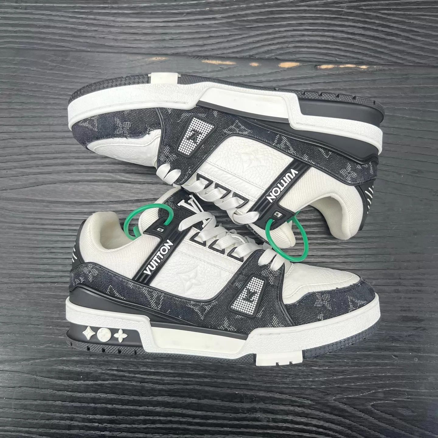 Louis Vuitton LV 25 Trainer Black White Denim 37.5 Worn Box & Acc Size US 7 / IT 37 - 6 Thumbnail