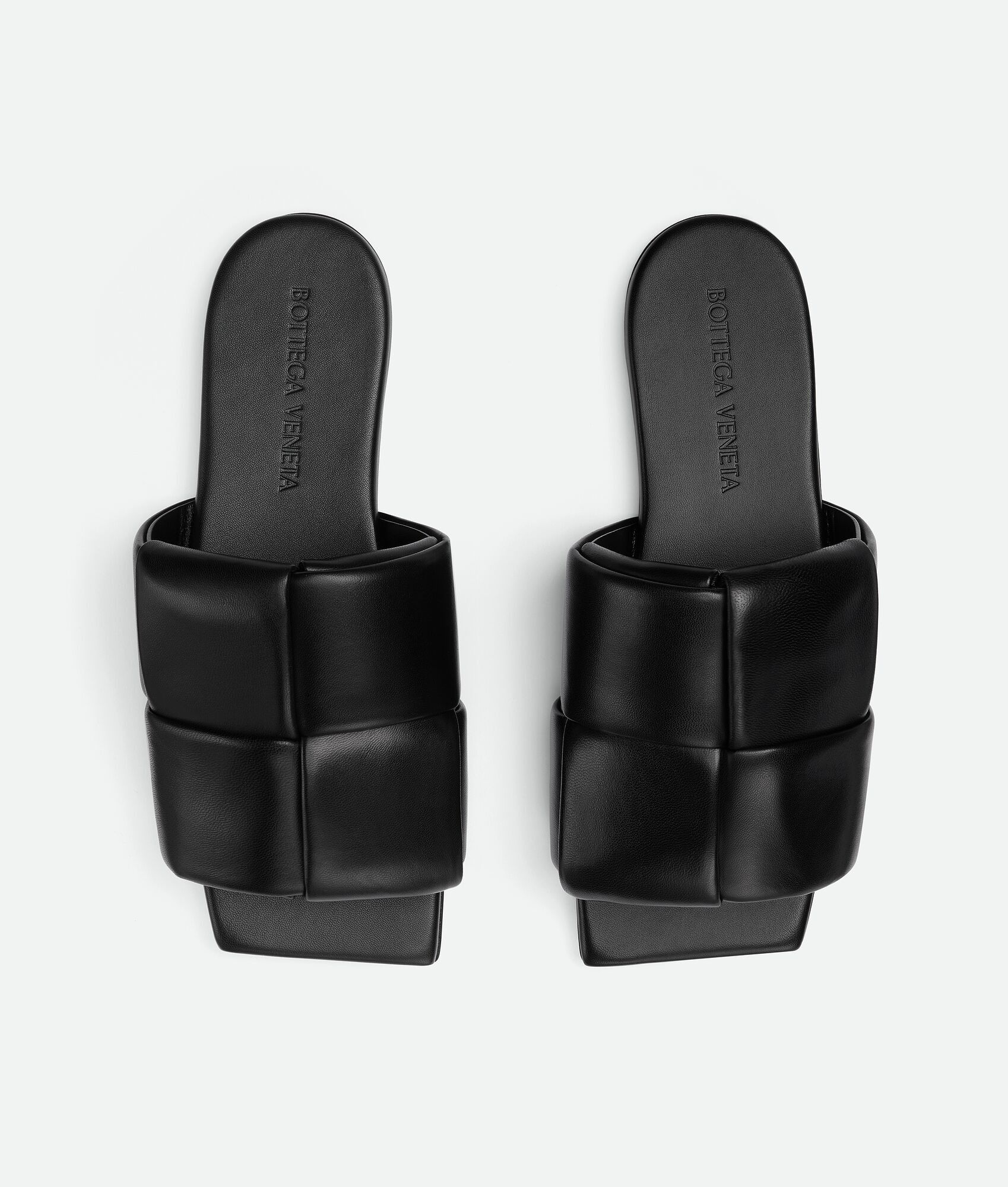 Bottega Veneta o1bcso1str0225 Patch Flat Mules in Black Size US 10 / IT 40 - 4 Thumbnail