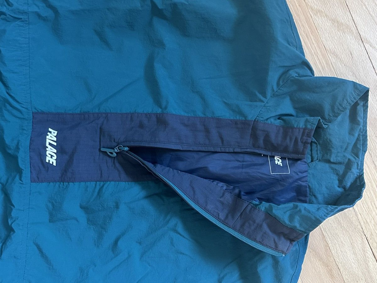 Palace 2017 Palace Hi Grade shell top - brand new Size US XL / EU 56 / 4 - 2 Thumbnail