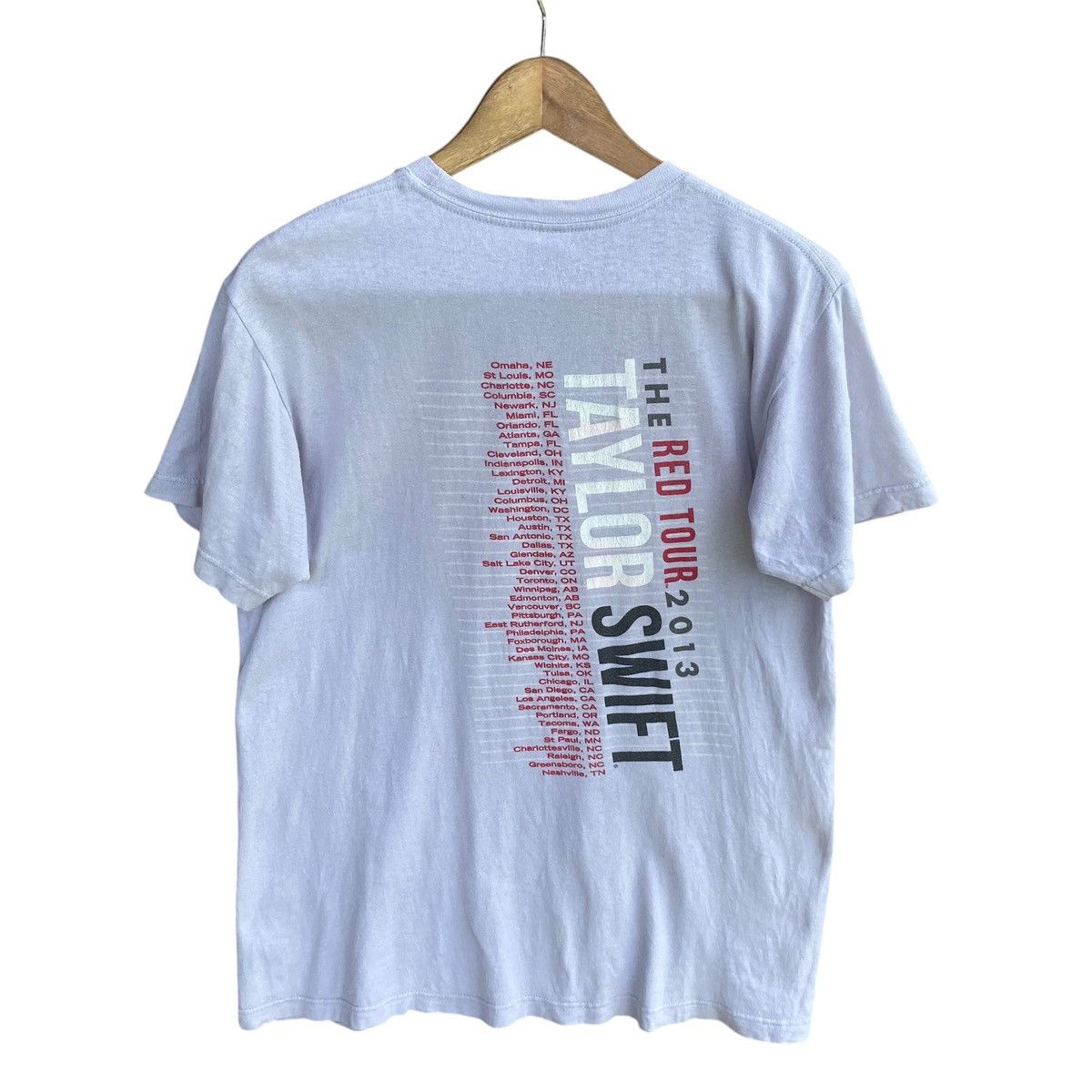 Band Tees Vintage Faded Y2K Taylor Swift Red Tour ERD GRUNGE TEE Size US M / EU 48-50 / 2 - 2 Thumbnail
