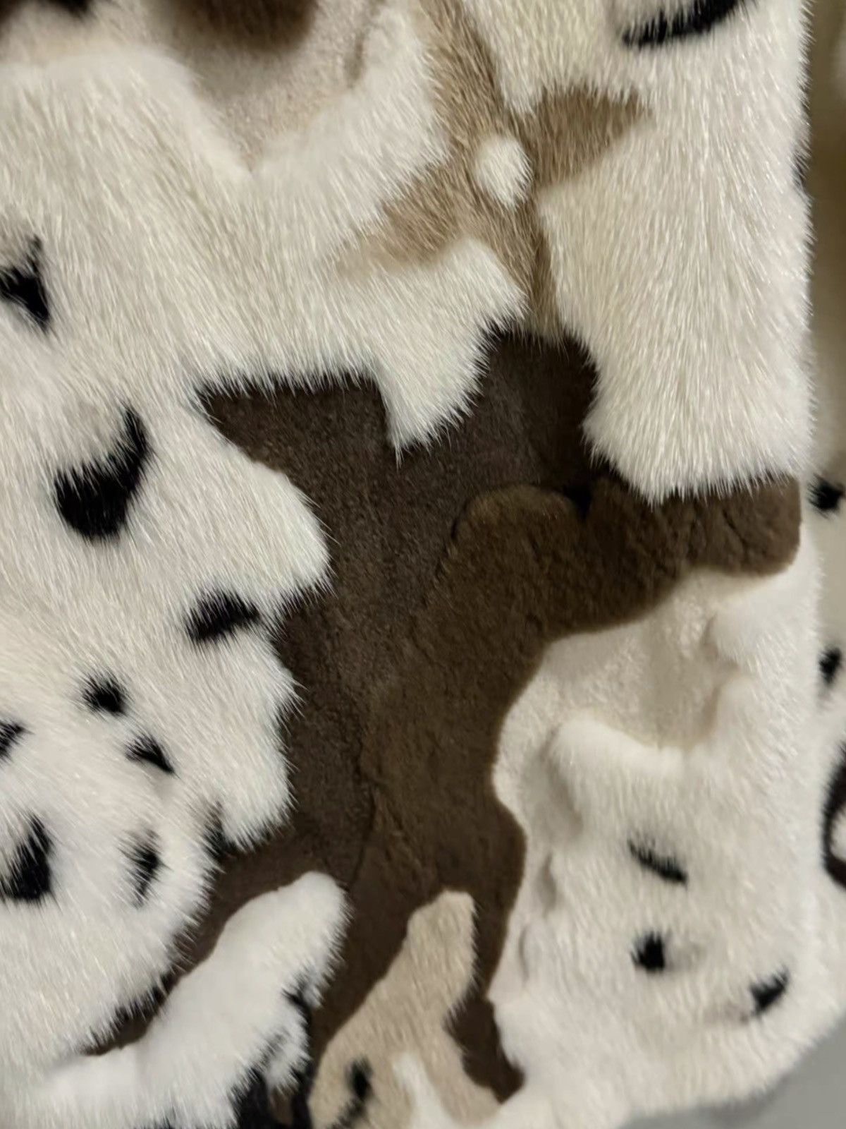 Louis Vuitton Louis Vuitton Virgil Abloh camo fur jacket Size US S / EU 44-46 / 1 - 7 Thumbnail