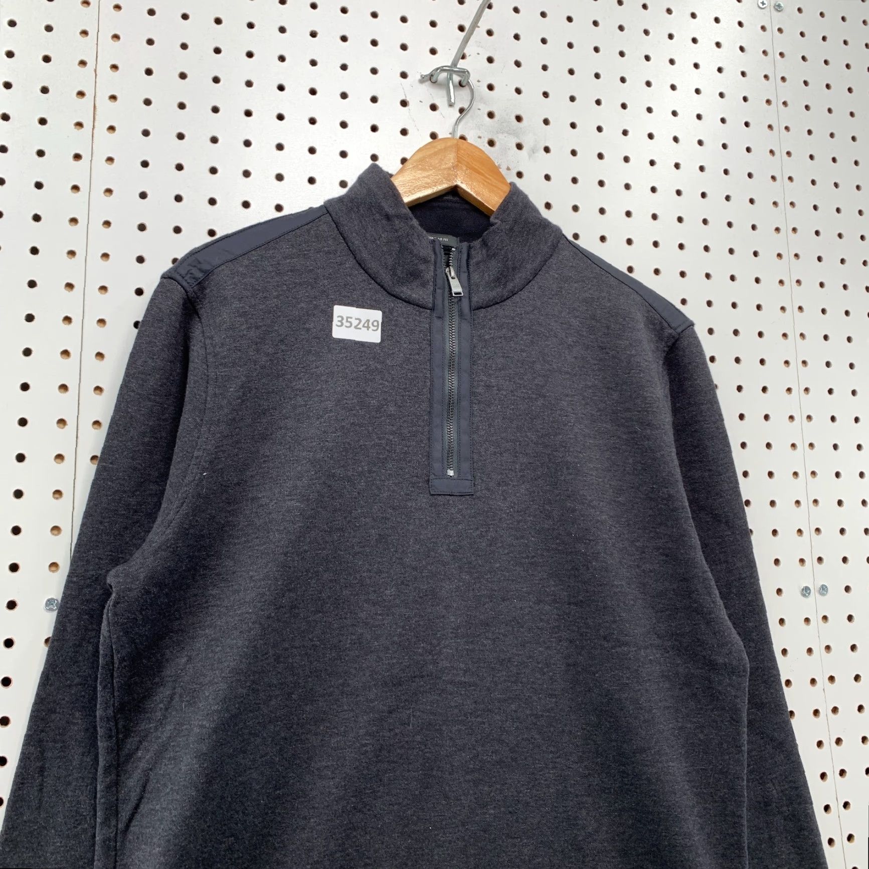 Hugo Boss Hugo Boss Wool 1/4 Zip Sweater Mens Medium Gray Long Sleeve Pullover 22x25.5 Size US M / EU 48-50 / 2 - 5 Thumbnail