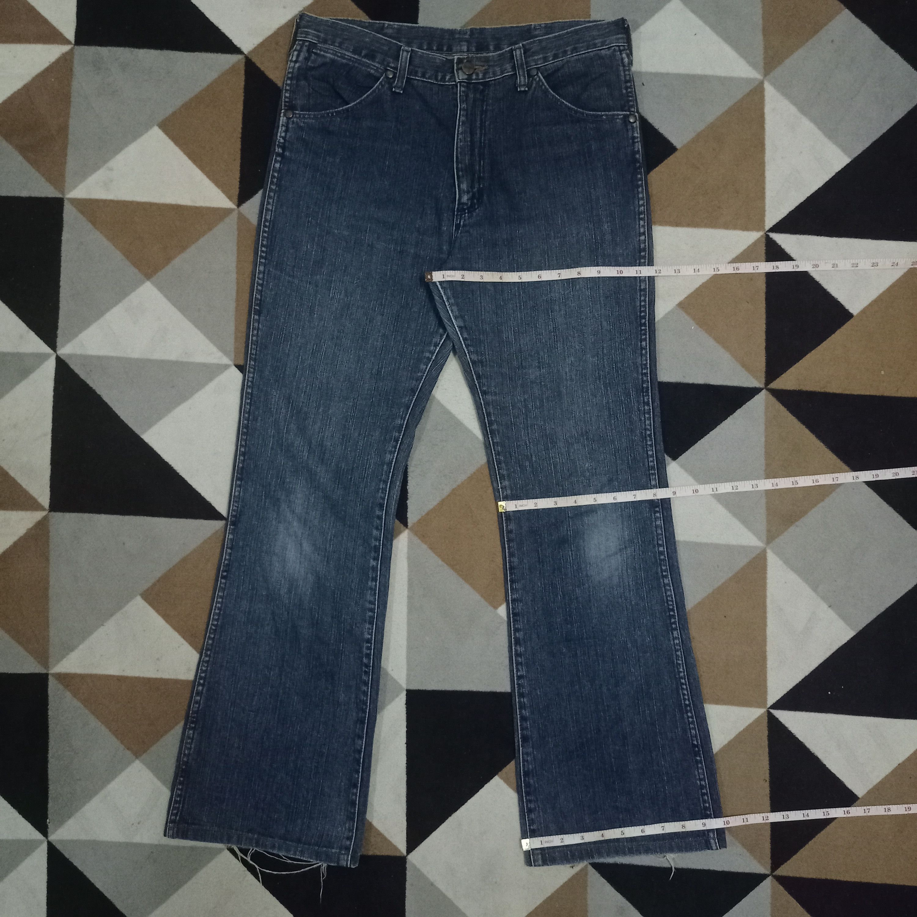Wrangler Vintage Japanese Wrangler Blue Wash Flare Jeans Size US 33 - 11 Thumbnail