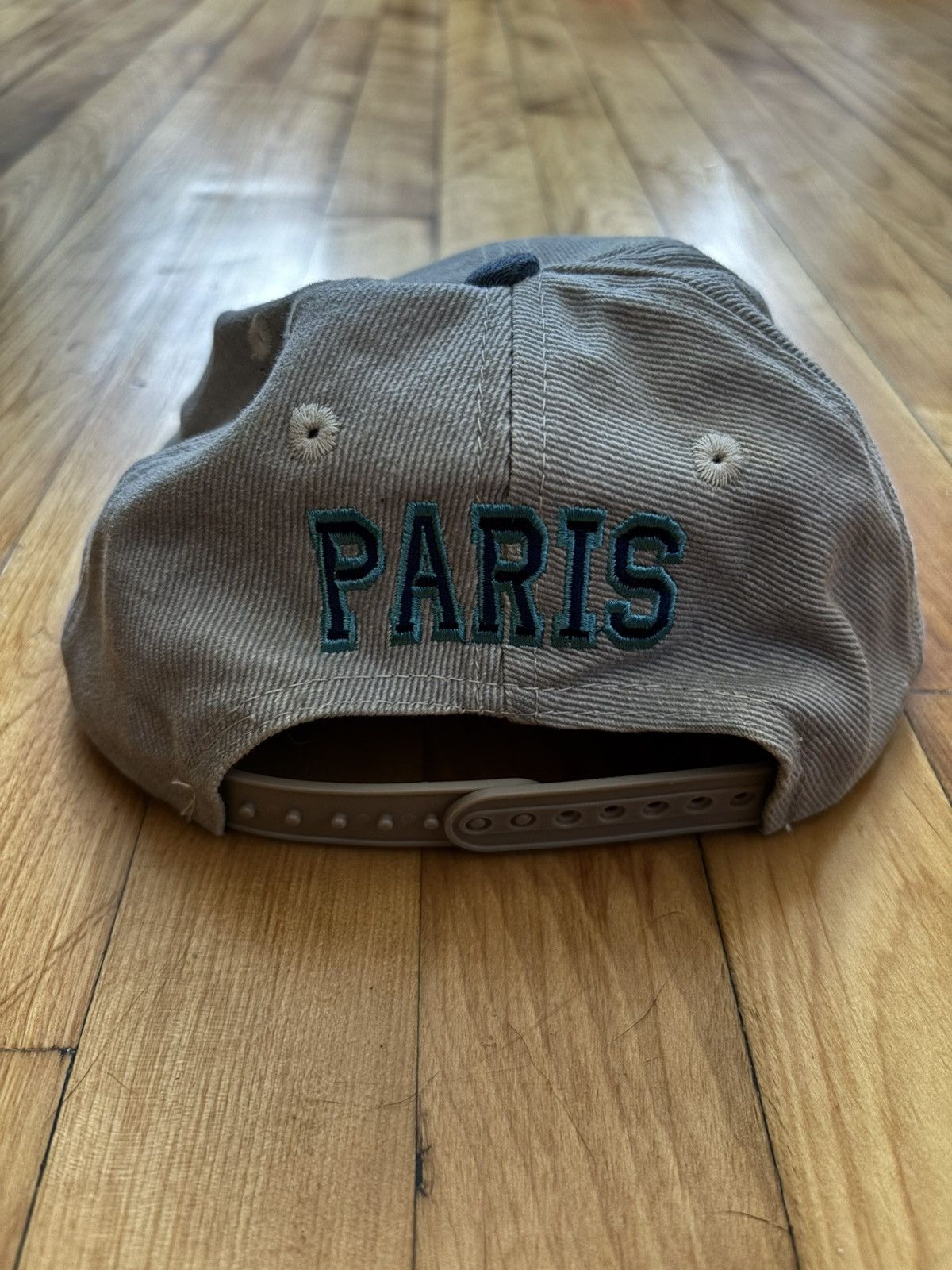 Hard Rock Cafe Vintage Hard Rock Cafe Paris Hat Size ONE SIZE - 2 Thumbnail