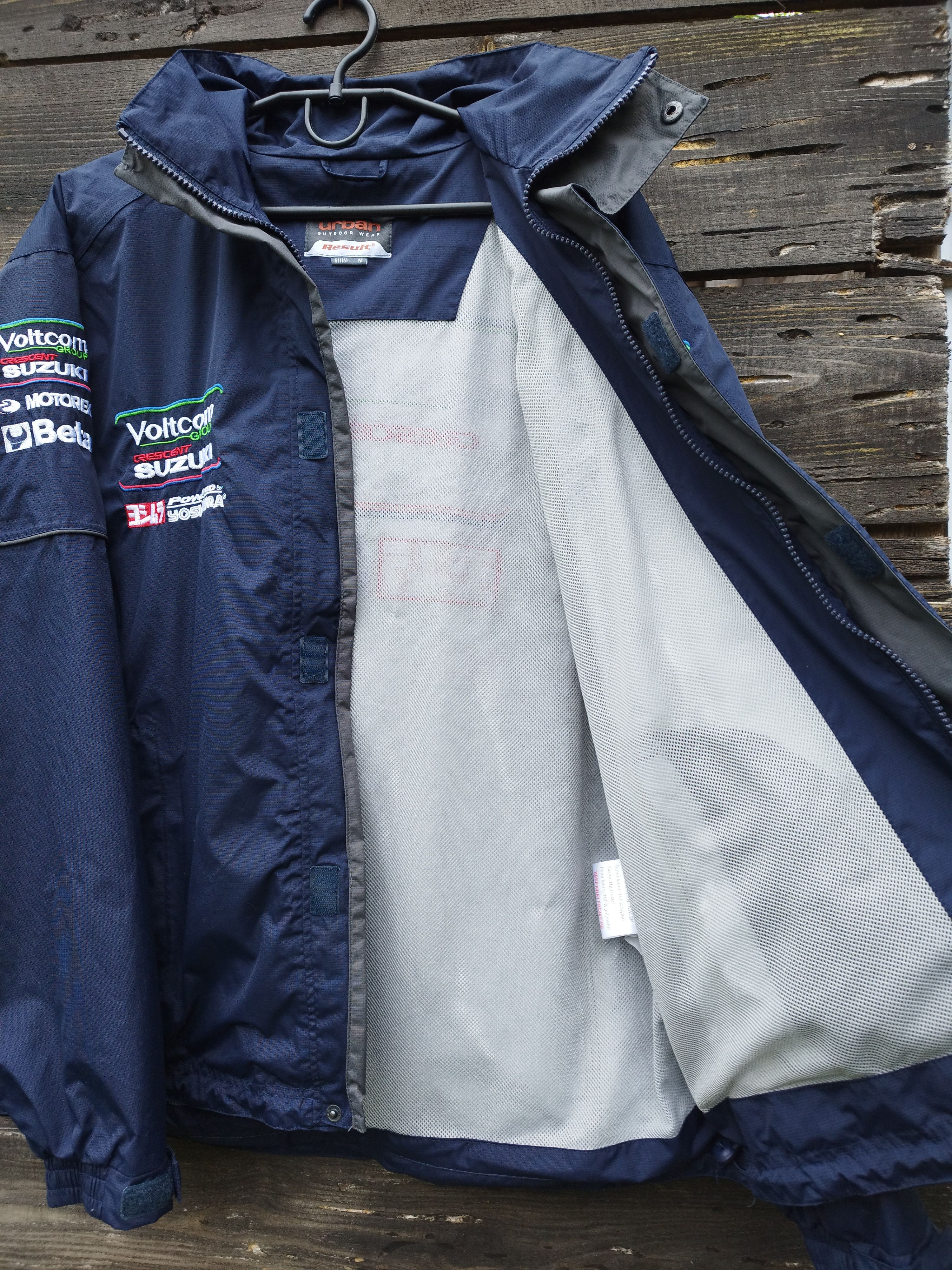 Other Suzuki Racing Jacket Voltcom Crescent WSBK Team Yoshimura Size US M / EU 48-50 / 2 - 8 Thumbnail