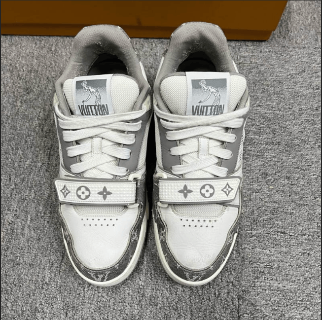 Louis Vuitton Louis Vuitton low-top sneakers 39.5 Size US 6.5 / EU 39-40 - 2 Thumbnail
