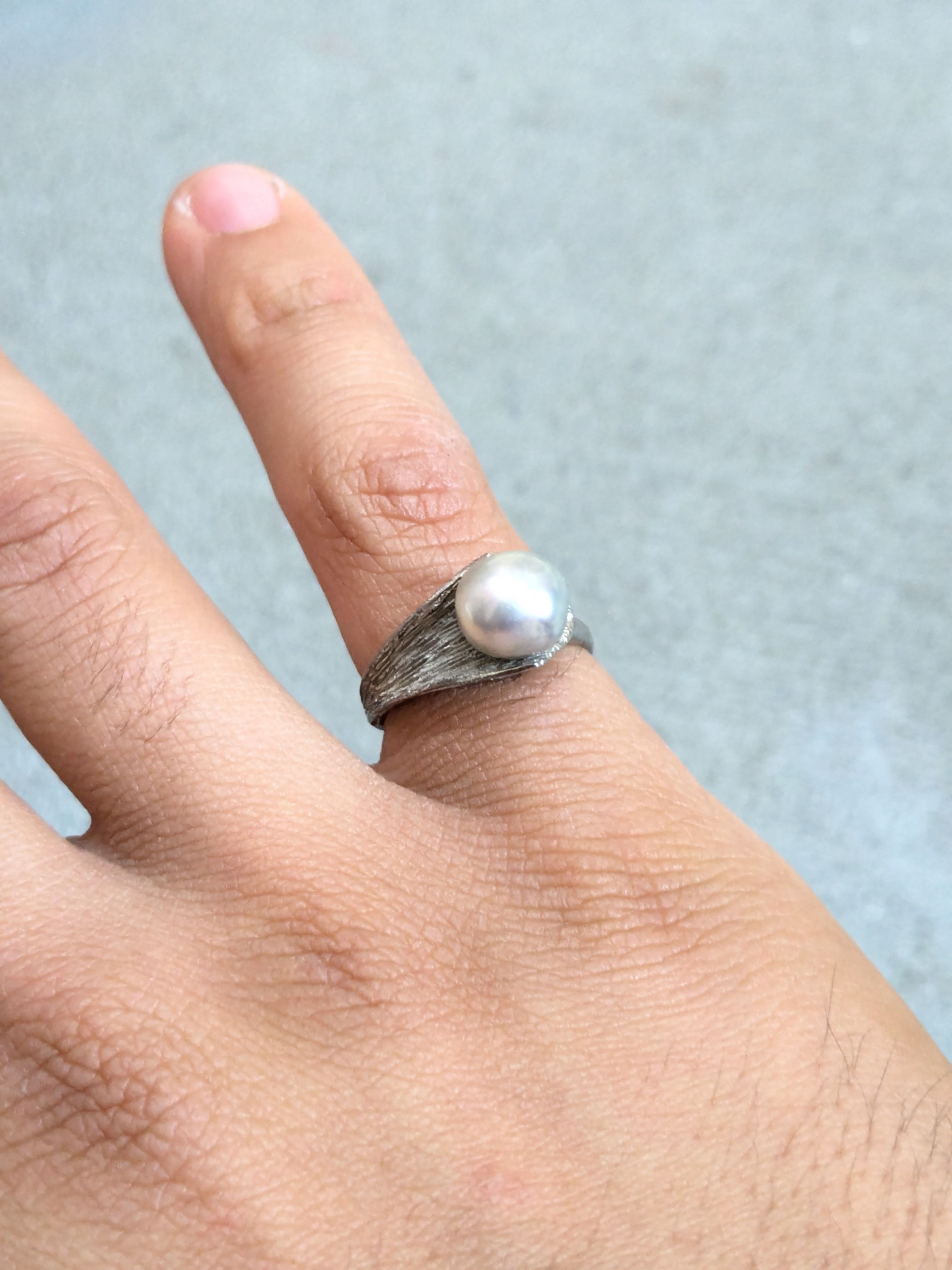 Vintage Vintage Sterling Silver Ring Pearl 6.75 Modern Avant Garde Size ONE SIZE - 8 Thumbnail