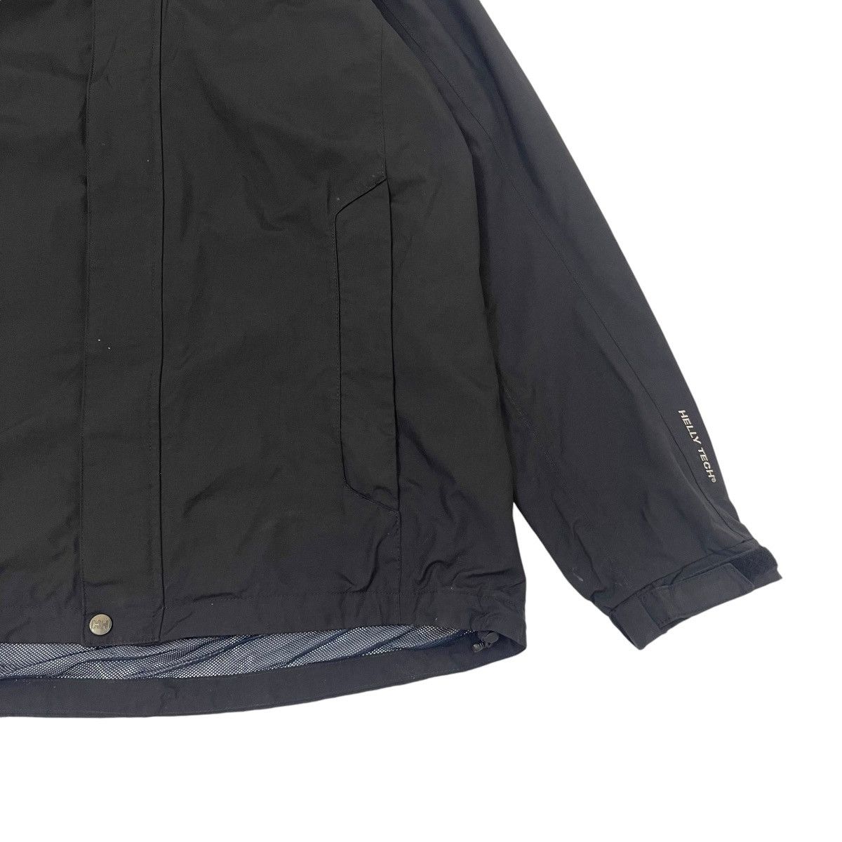 Helly Hansen Vintage Helly Hansen Gorpcore Black Jacket Size US L / EU 52-54 / 3 - 8 Thumbnail