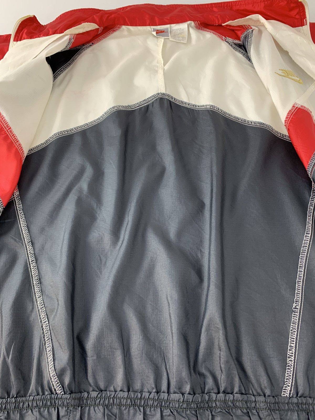Nike 90s Nike Grey Tag Windbreaker Nylon Jacket Colour Block Size US L / EU 52-54 / 3 - 6 Thumbnail