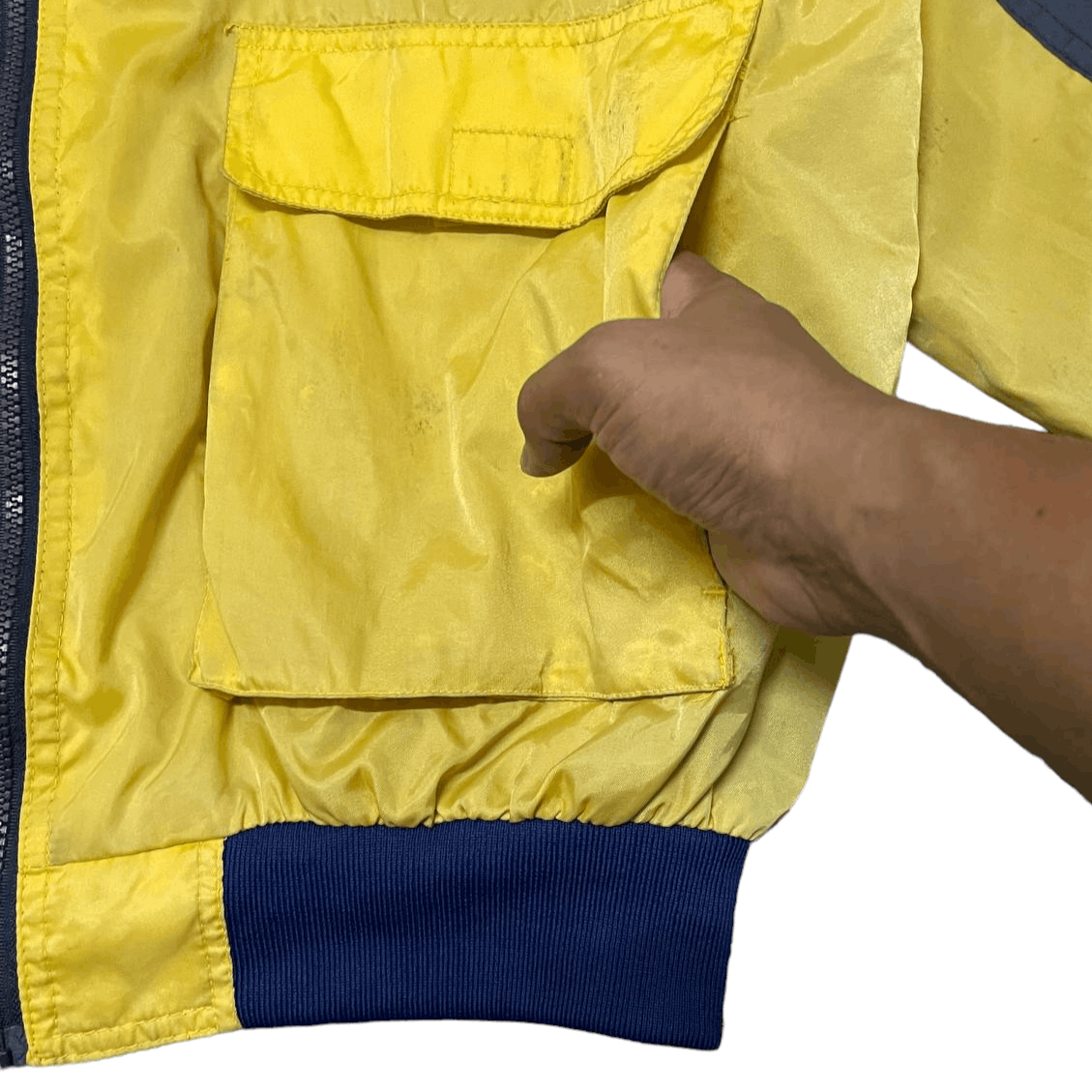 Benetton Vintage Benetton Formula 1 Racing Light Jacket Size US L / EU 52-54 / 3 - 9 Thumbnail