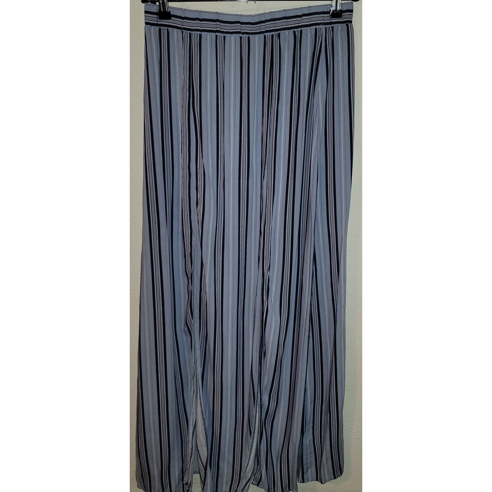 Other Love, Fire Nordstroms Blue Striped Double Front Slit Skirt L Size 30" / US 8 / IT 44 - 1 Thumbnail
