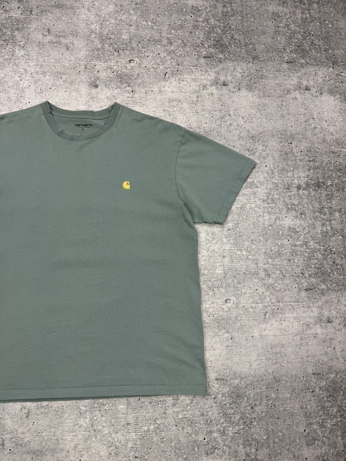 Carhartt × Carhartt Wip × Designer Vintage Y2K Style Carhartt WIP S/S Chase Logo T-Shirt Tee Size US L / EU 52-54 / 3 - 3 Thumbnail