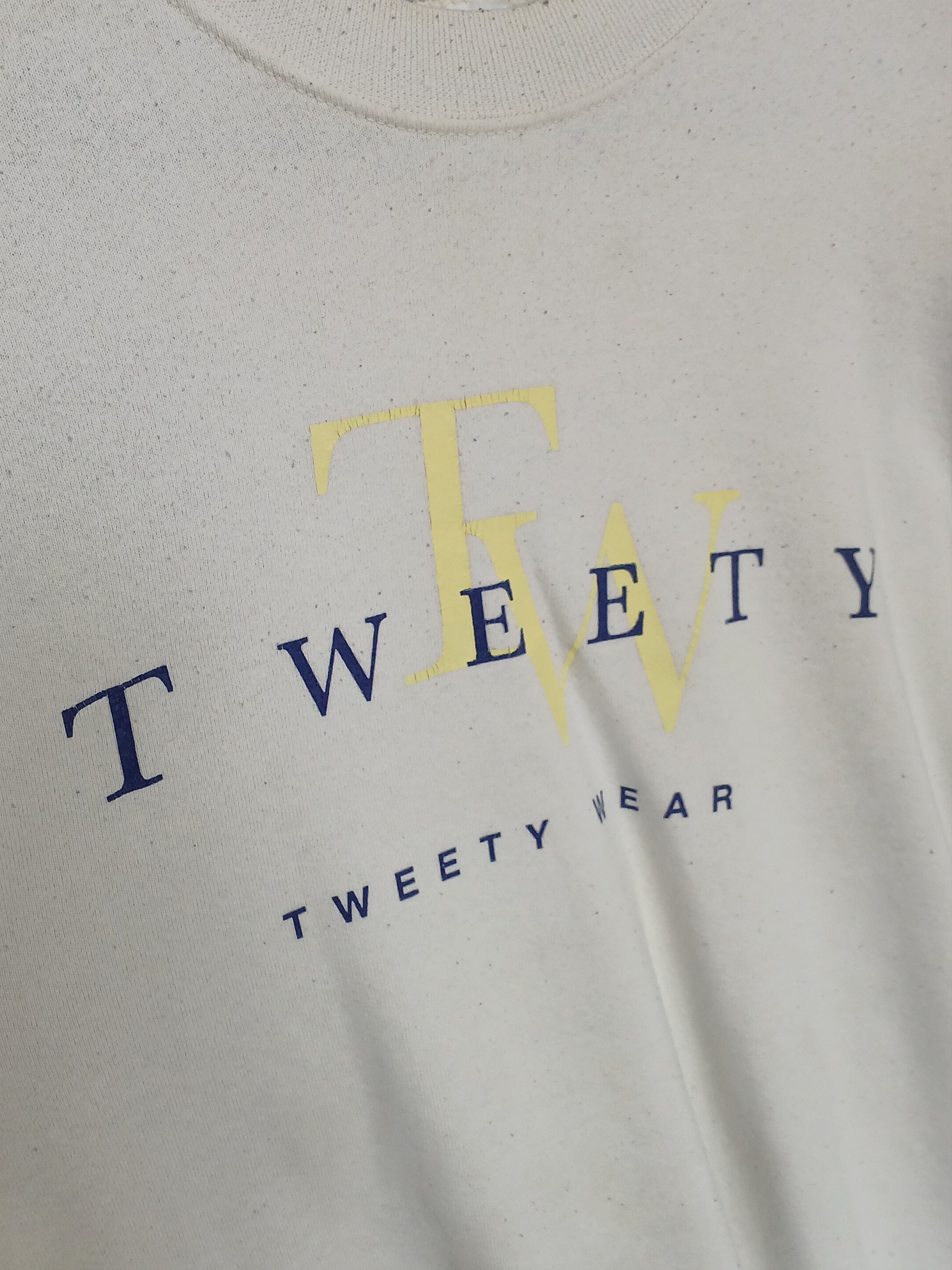 Cartoon Network × Vintage Vintage 1996 Looney Tunes Tweety Sweatshirt Size US L / EU 52-54 / 3 - 4 Thumbnail