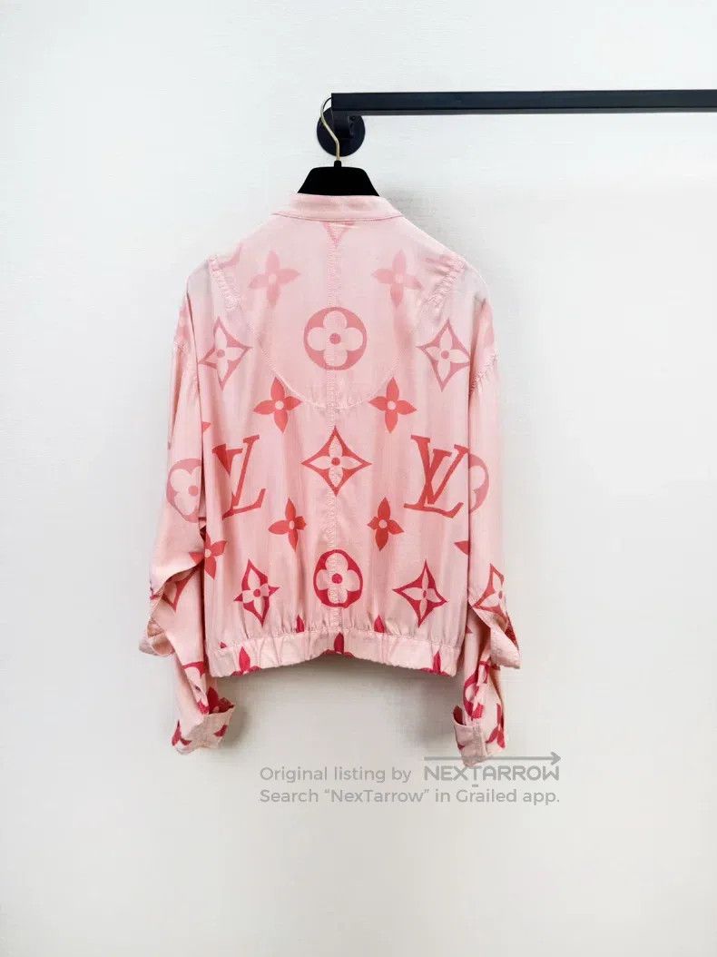 Louis Vuitton Louis Vuitton Cherry Pollen Full Print Stormtrooper jacket Size XXS / US 00 / IT 34 - 9 Thumbnail