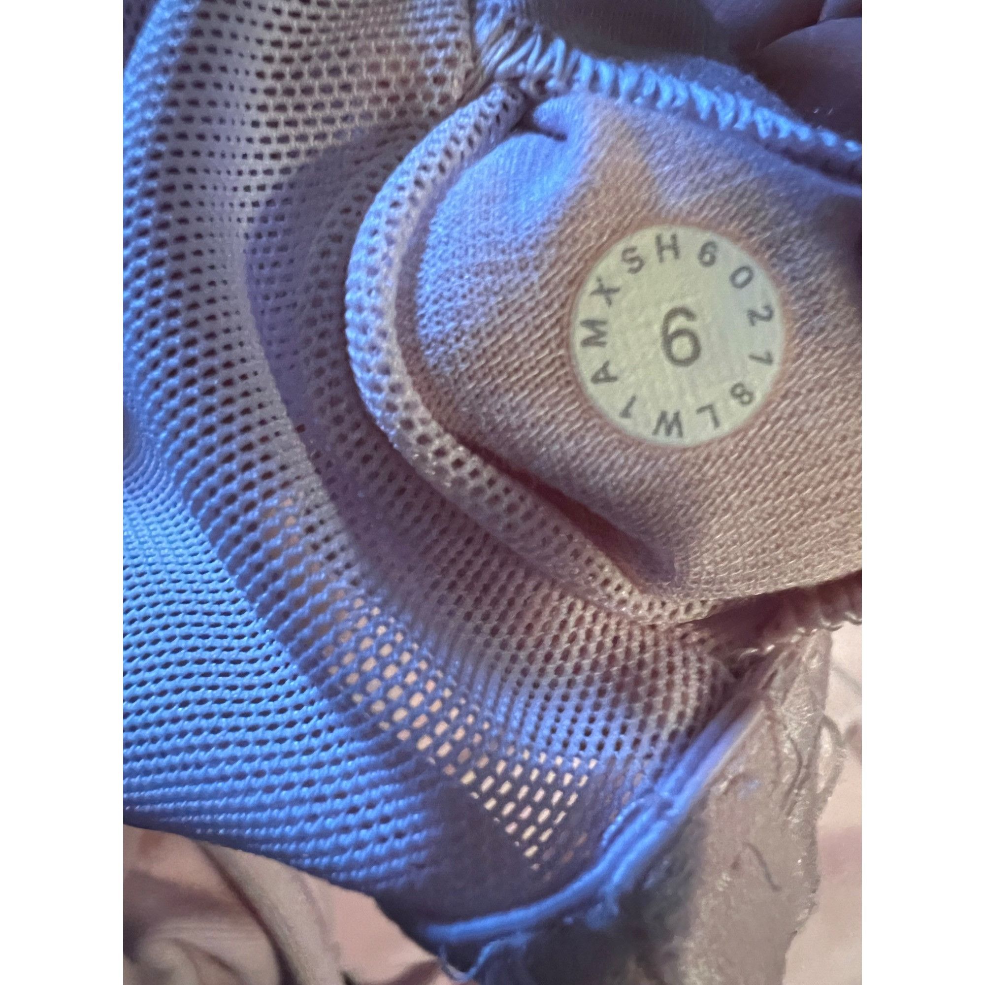 Lululemon Lululemon Power Y Tank Top Dusty Mauve Small Sz 6 Stretch Sh Size M / US 6-8 / IT 42-44 - 10 Thumbnail