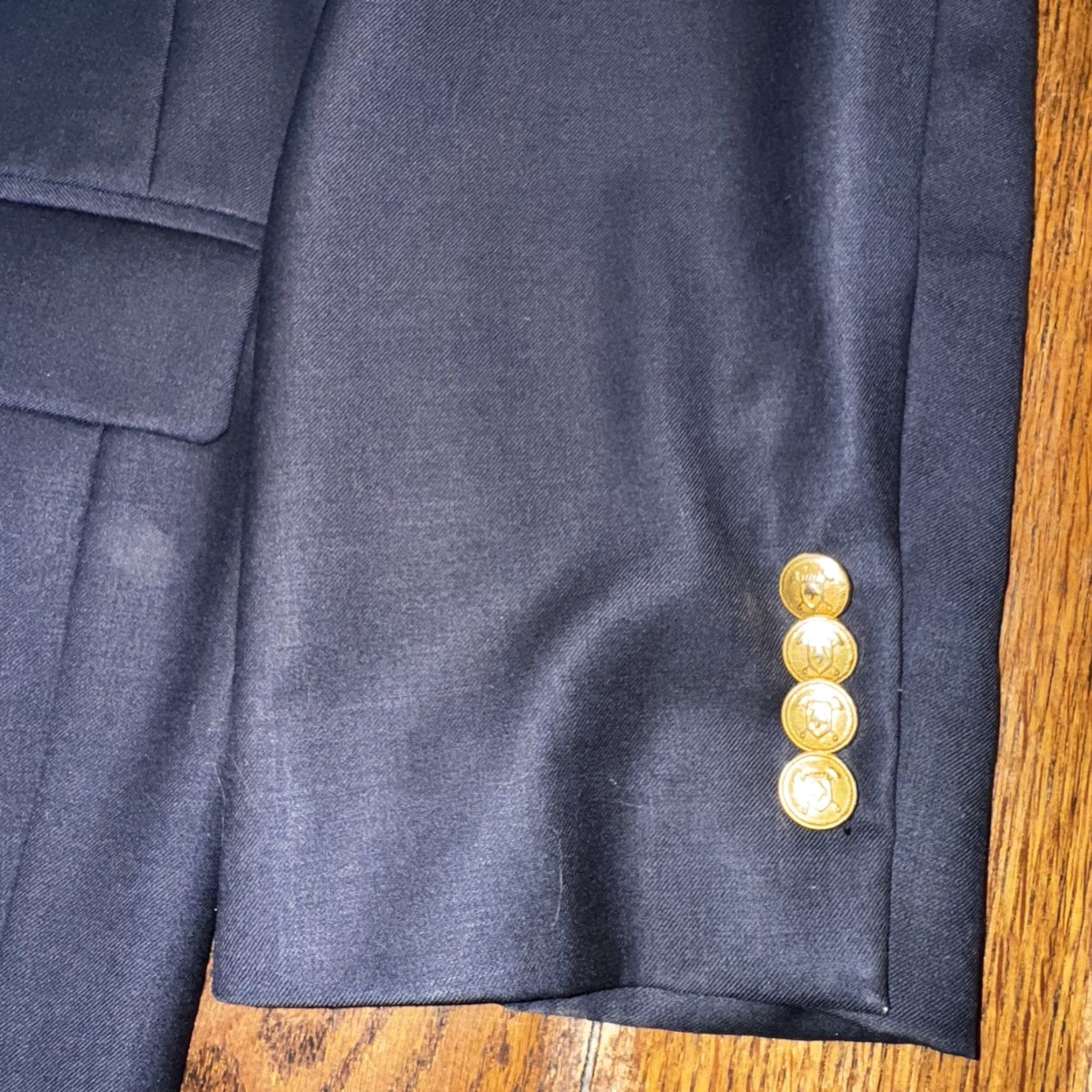Ralph Lauren Lauren Ralph Lauren Blazer Sport Coat Jacket Two-Button Navy 100% Wool Men 46L Classic Notch Lapel Gold Button Suit Coat Size 46R - 4 Thumbnail