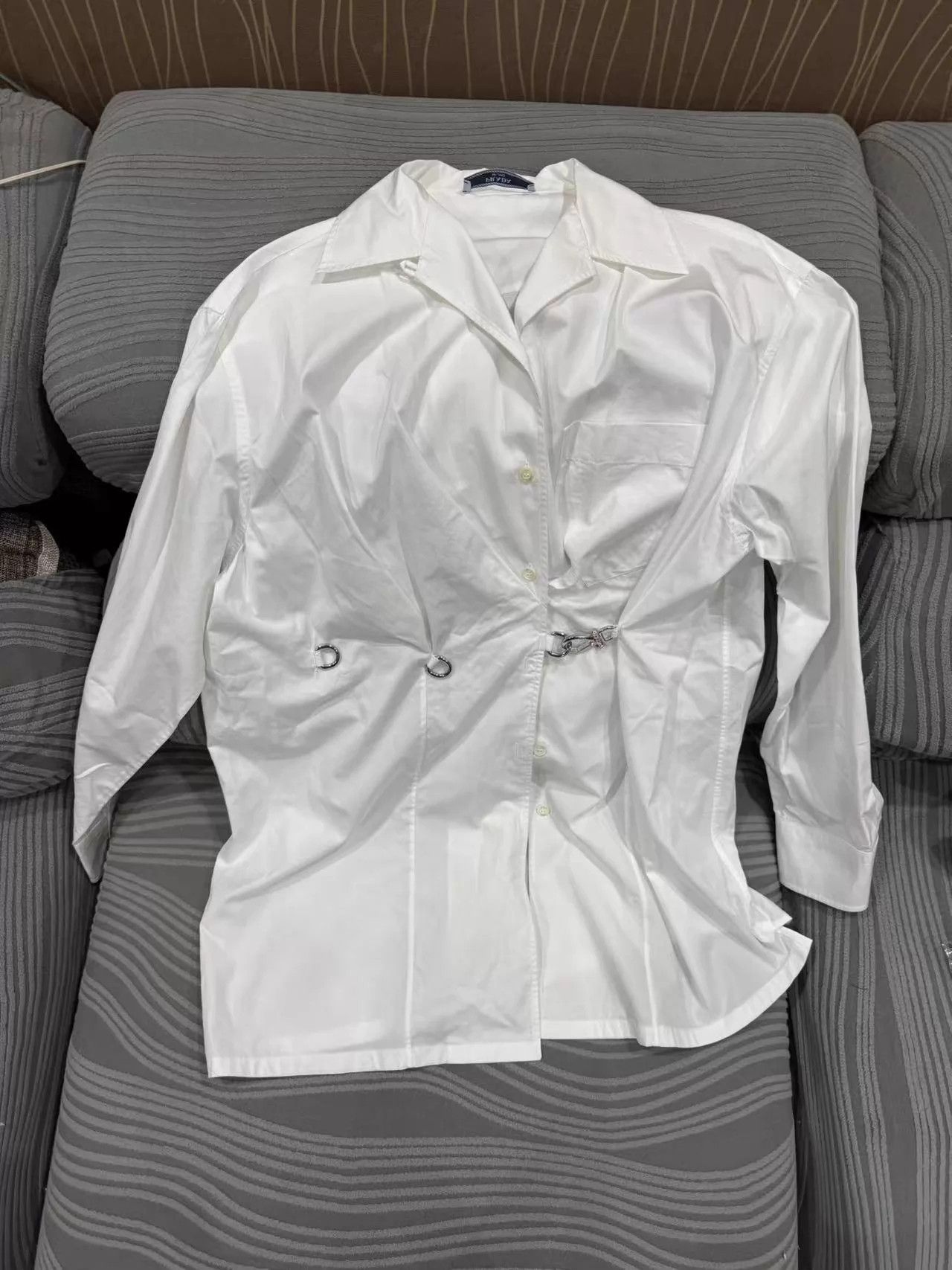 Prada PRADA White Shirt 40 Waist Adj Buckle Worn 1x Size S / US 4 / IT 40 - 1 Thumbnail