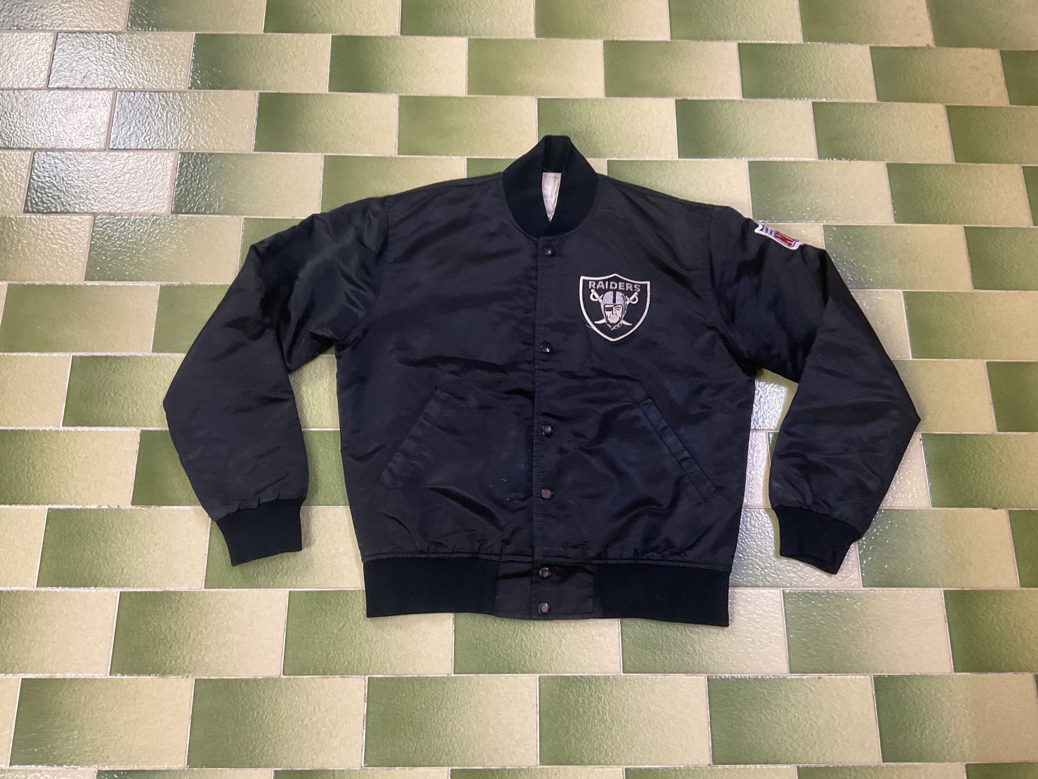 NFL Vintage Starter NFL Oakland Raiders Satin Bomber Jacket Size US S / EU 44-46 / 1 - 1 Thumbnail