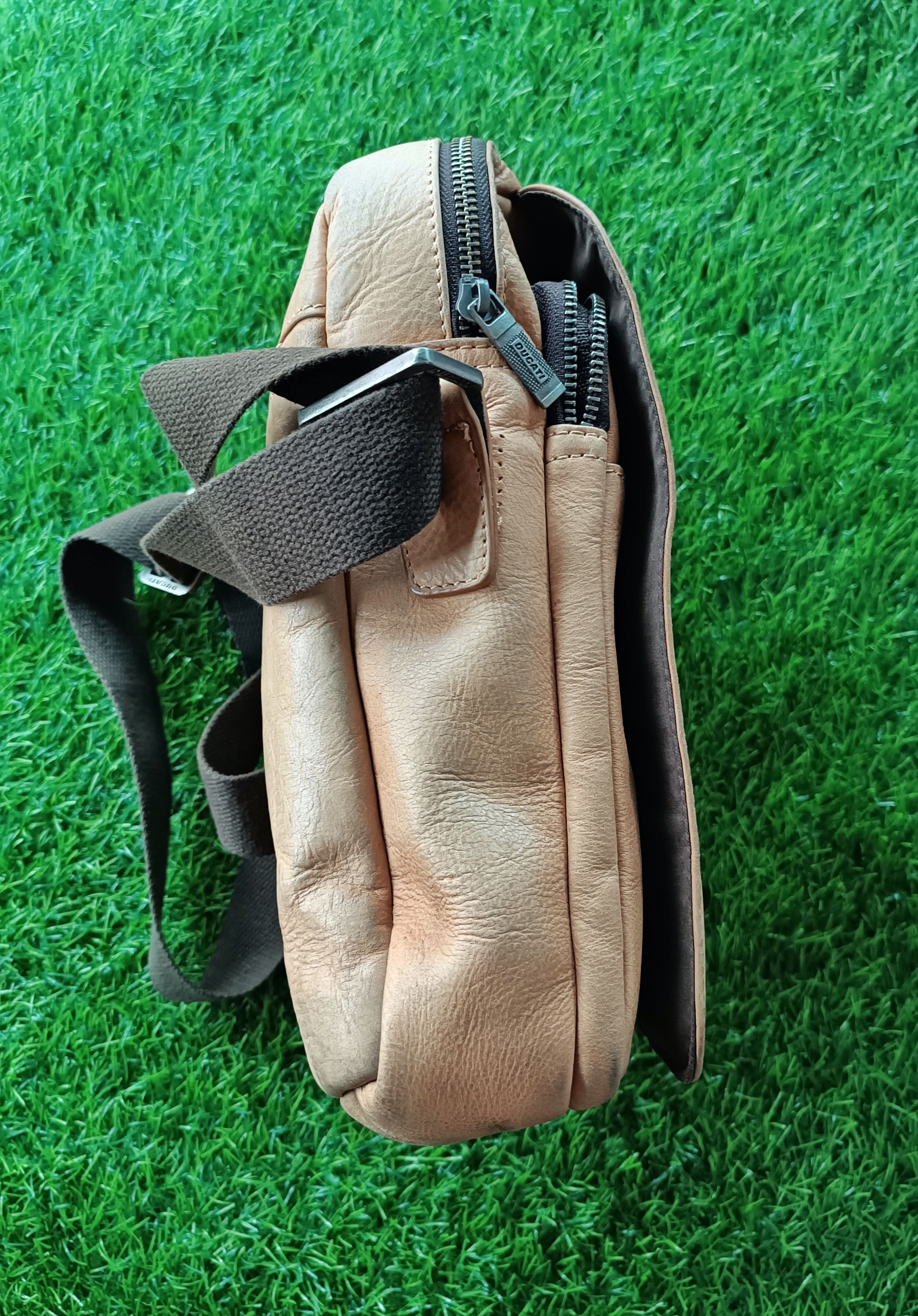 Ducati × Leather DUCATI LEATHER CROSSBODY SLING BAG Size ONE SIZE - 9 Thumbnail