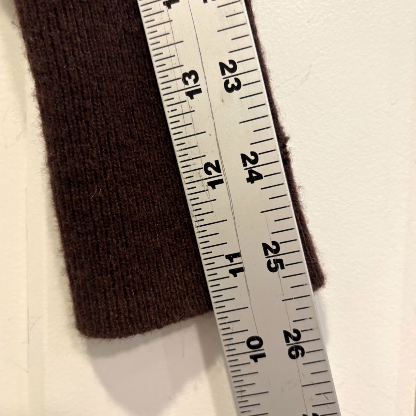 Vintage Maurices Fine Line Brown 100% Cashmere Henley Sweater Scoop Neck Womens Medium Size M / US 6-8 / IT 42-44 - 4 Thumbnail