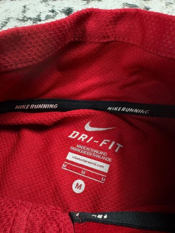 Nike Nike dri fit sports sweatshirt red M Size US M / EU 48-50 / 2 - 4 Thumbnail