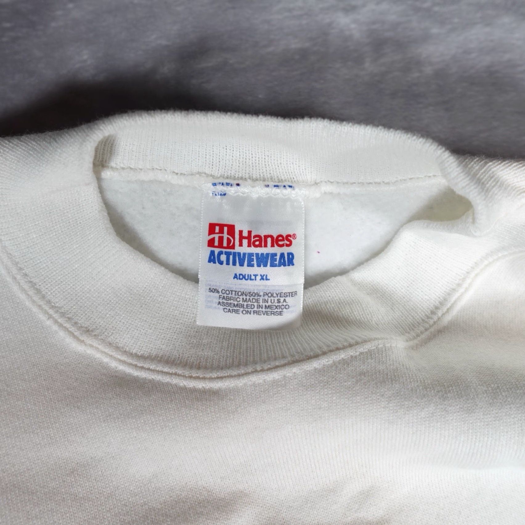 Vintage VINTAGE Sweatshirt Cat Lover Ailurophile Graphic Print Crewneck White 90s Mens XL Fits L - Pullover Knit Winter Spring Fall Size US L / EU 52-54 / 3 - 4 Thumbnail