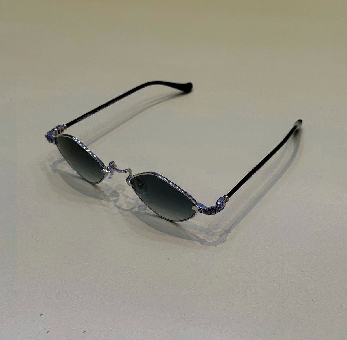 Chrome Hearts CHROME HEARTS DIAMOND DOG Shiny Silver/Black Size ONE SIZE - 1 Thumbnail