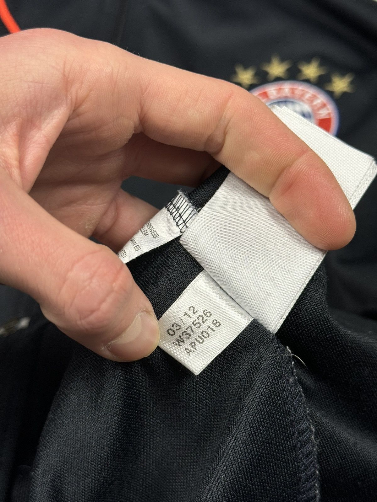 Adidas Vintage Adidas Bayern Munchen 2012 Track Jacket Size M Size US M / EU 48-50 / 2 - 17 Thumbnail