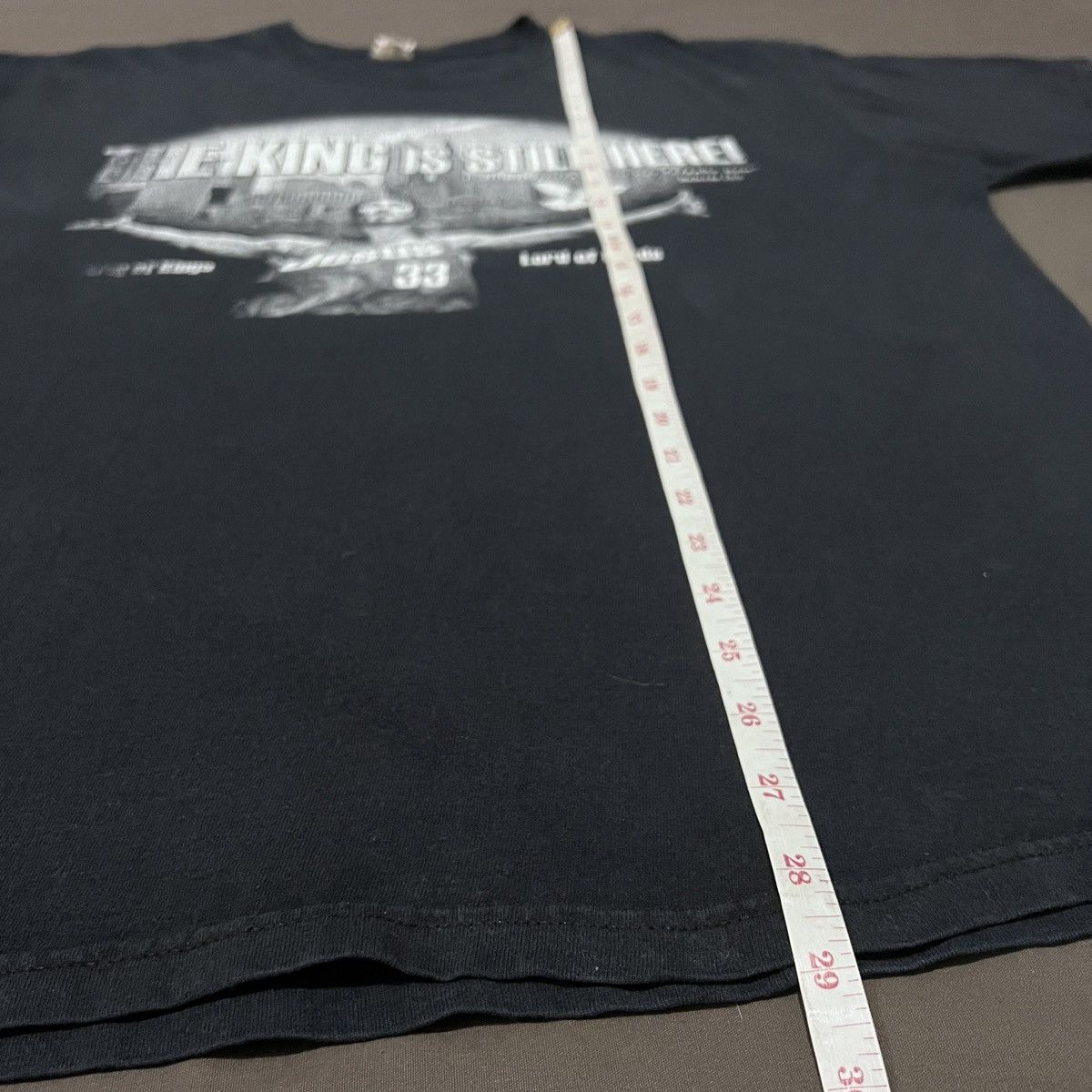Vintage Vintage Y2K THE KING IS STILL HERE Jesus God Bible Tee Faded Size US XL / EU 56 / 4 - 8 Thumbnail