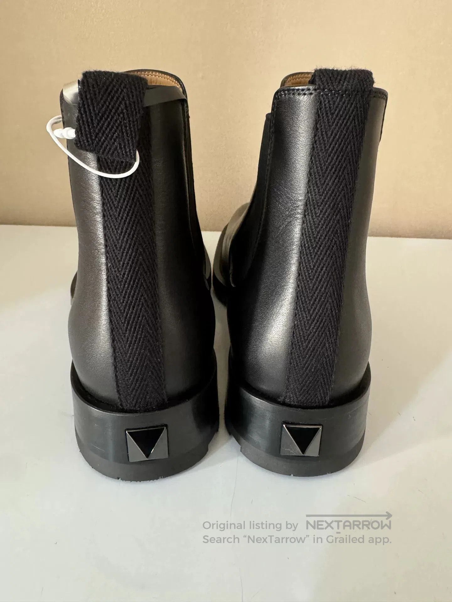 Valentino Valentino Garavani Men's Chelsea Boots. Size US 7 / EU 40 - 3 Thumbnail