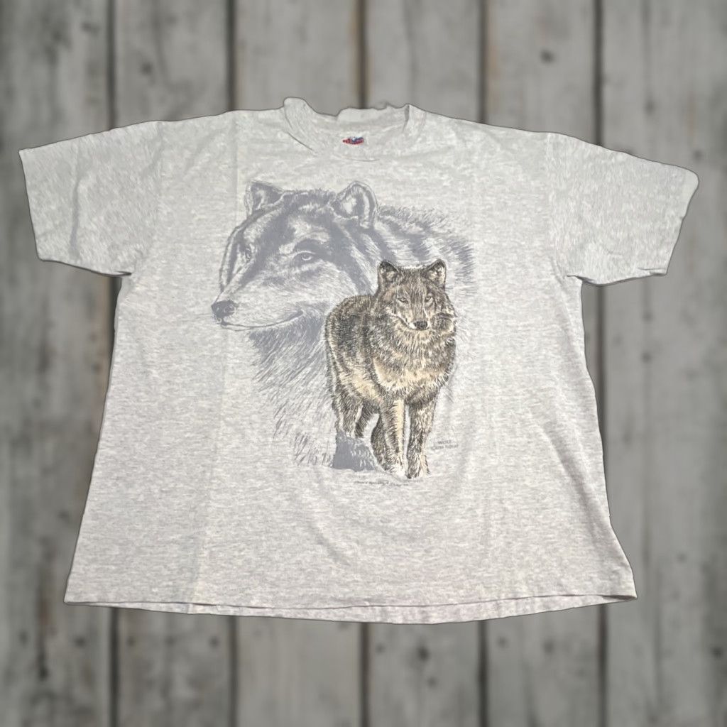 Vintage VINTAGE 90s Grey Wolf Canis Lupus Shirt Graphic Cracking Hanes USA XL Men Short Sleeve Cotton Tee Size US XL / EU 56 / 4 - 1 Thumbnail