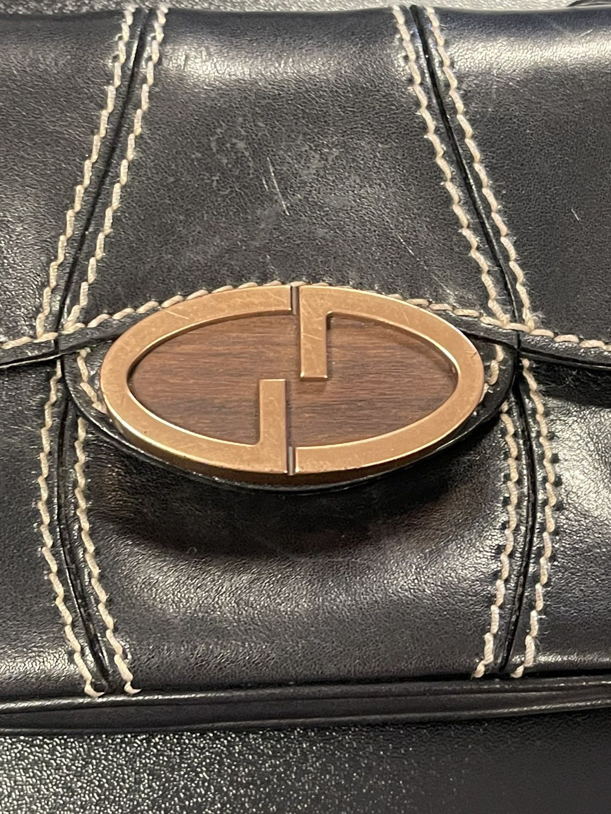 Gucci Vintage Black Leather GG Buckle Detail Shoulder Bag