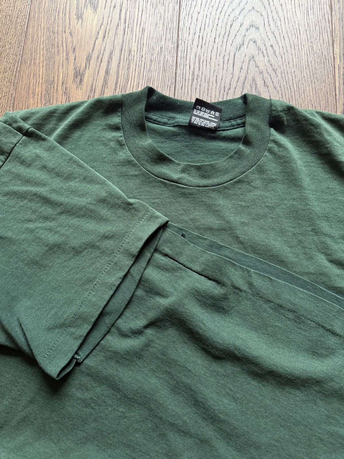 Vintage Vintage 90s Green Team Employment Project Graphic Tee Size US XL / EU 56 / 4 - 4 Thumbnail