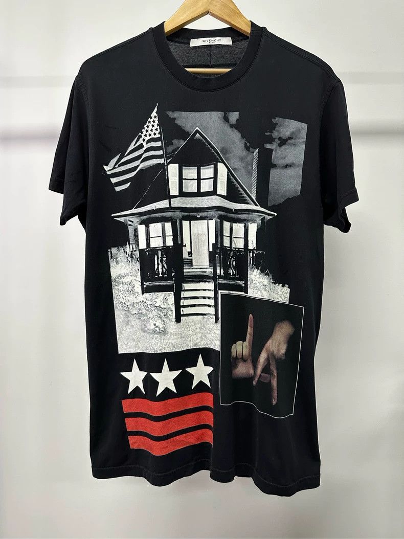 Givenchy Five-Star Gesture Print Short Sleeve