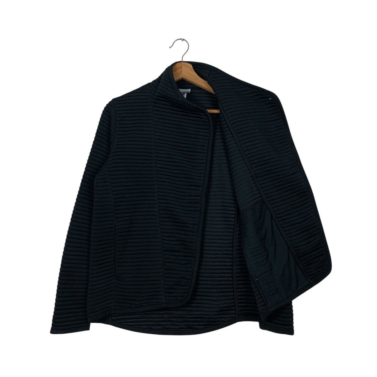 New Balance NEW BALANCE Asymmetrical Zipper Pleated Jacket #2090-C91 Size US XS / EU 42 / 0 - 9 Thumbnail