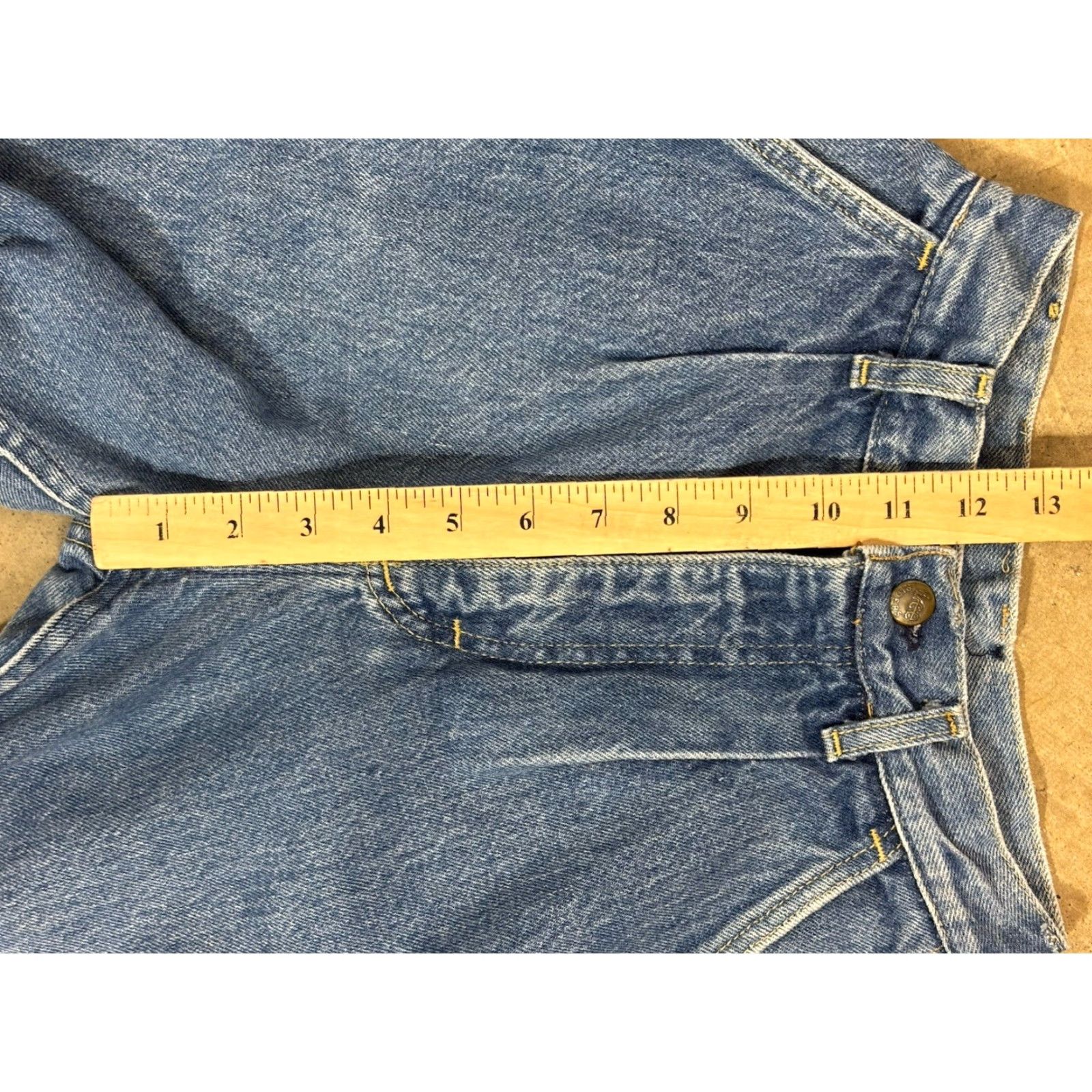Lee VINTAGE Lee Jeans Womens 5 Yoke Front Mom Baggy Fit Pleated Denim Jeans 1980s USA Made US Size 5 Bottoms 27 Inseam Blue Womens Size 27" / US 4 / IT 40 - 7 Thumbnail