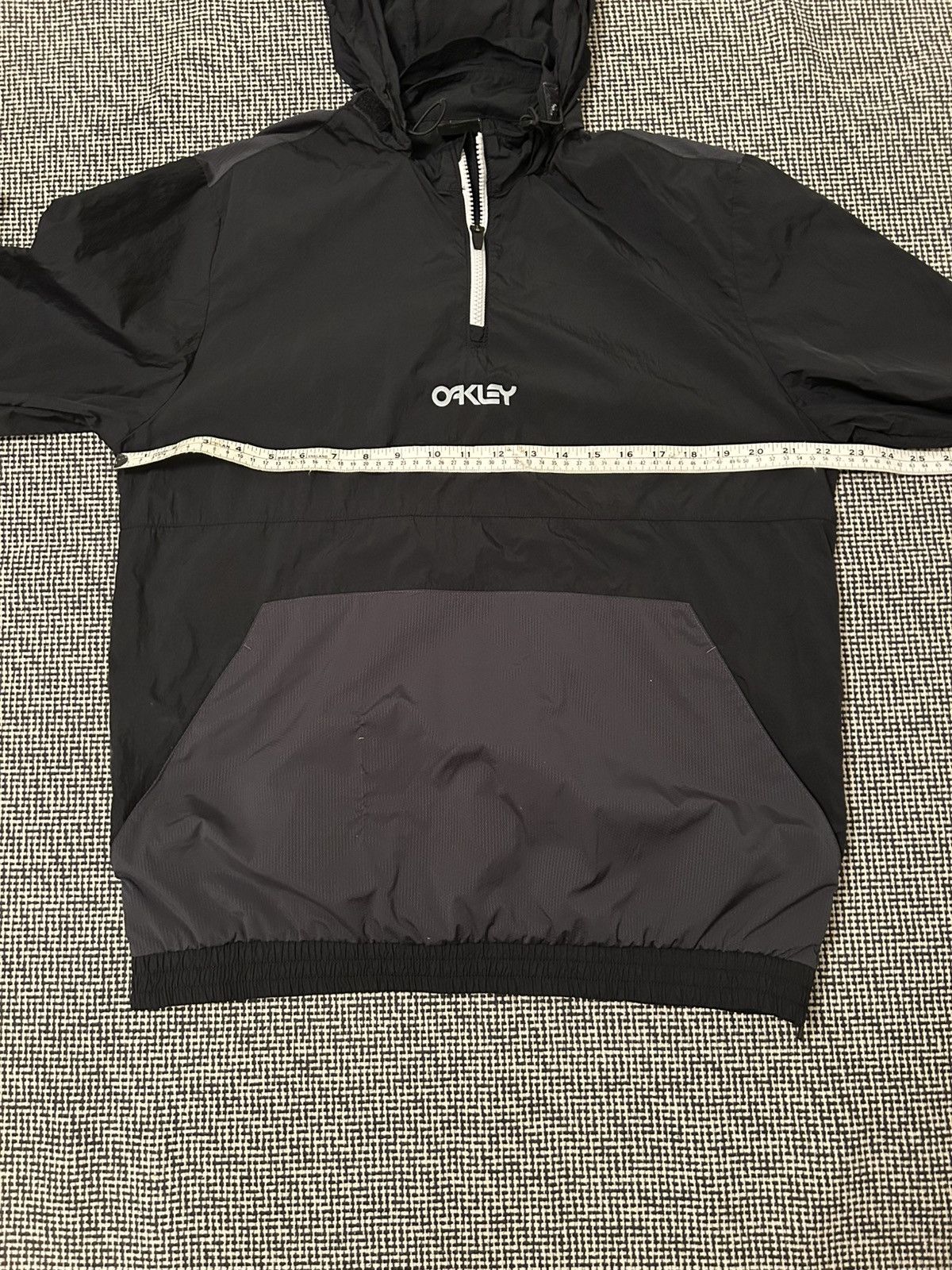 Oakley Like new Oakley Anorak Size US L / EU 52-54 / 3 - 6 Thumbnail