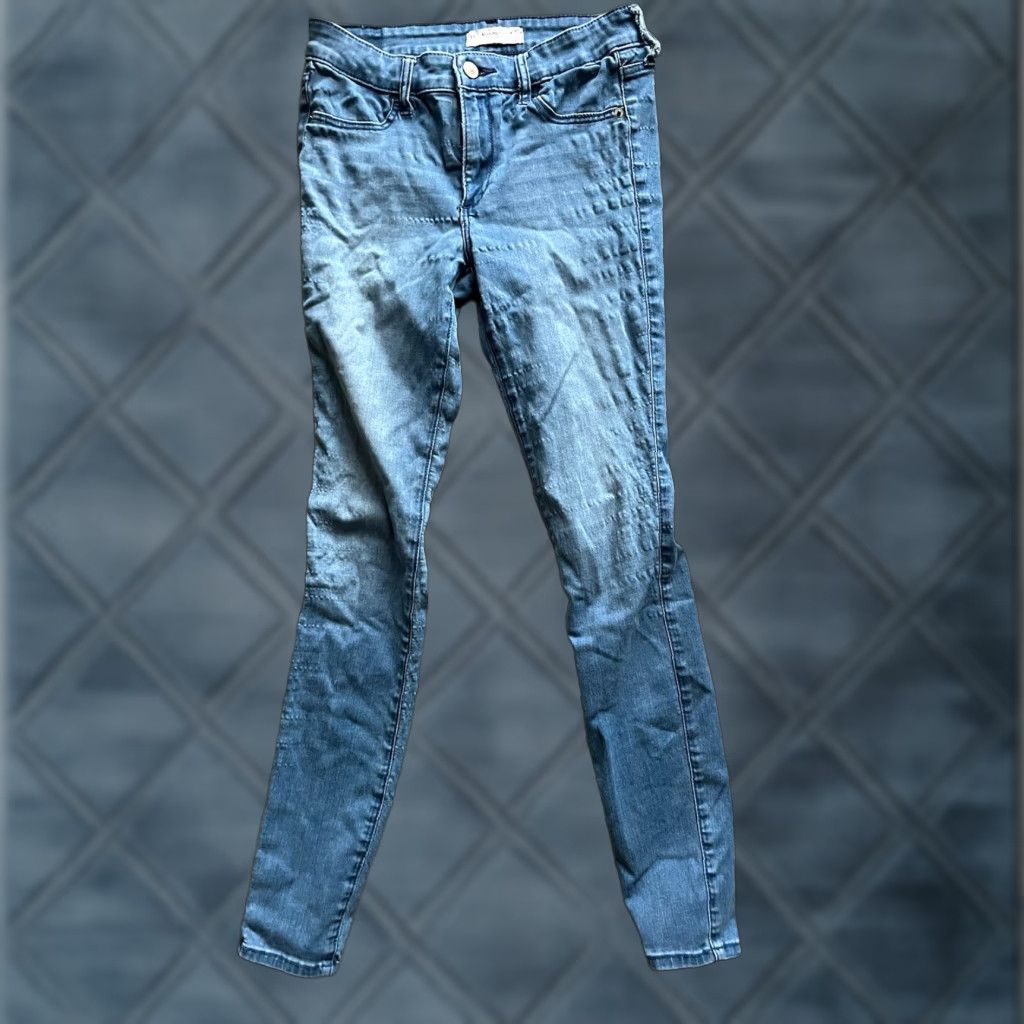 Abercrombie & Fitch Abercrombie & Fitch Jeans Womens 4 Regular Denim Ankle 27x29 Blue Slim 5-Pocket Distressed Modern Medium Rise Size 27" / US 4 / IT 40 - 1 Thumbnail