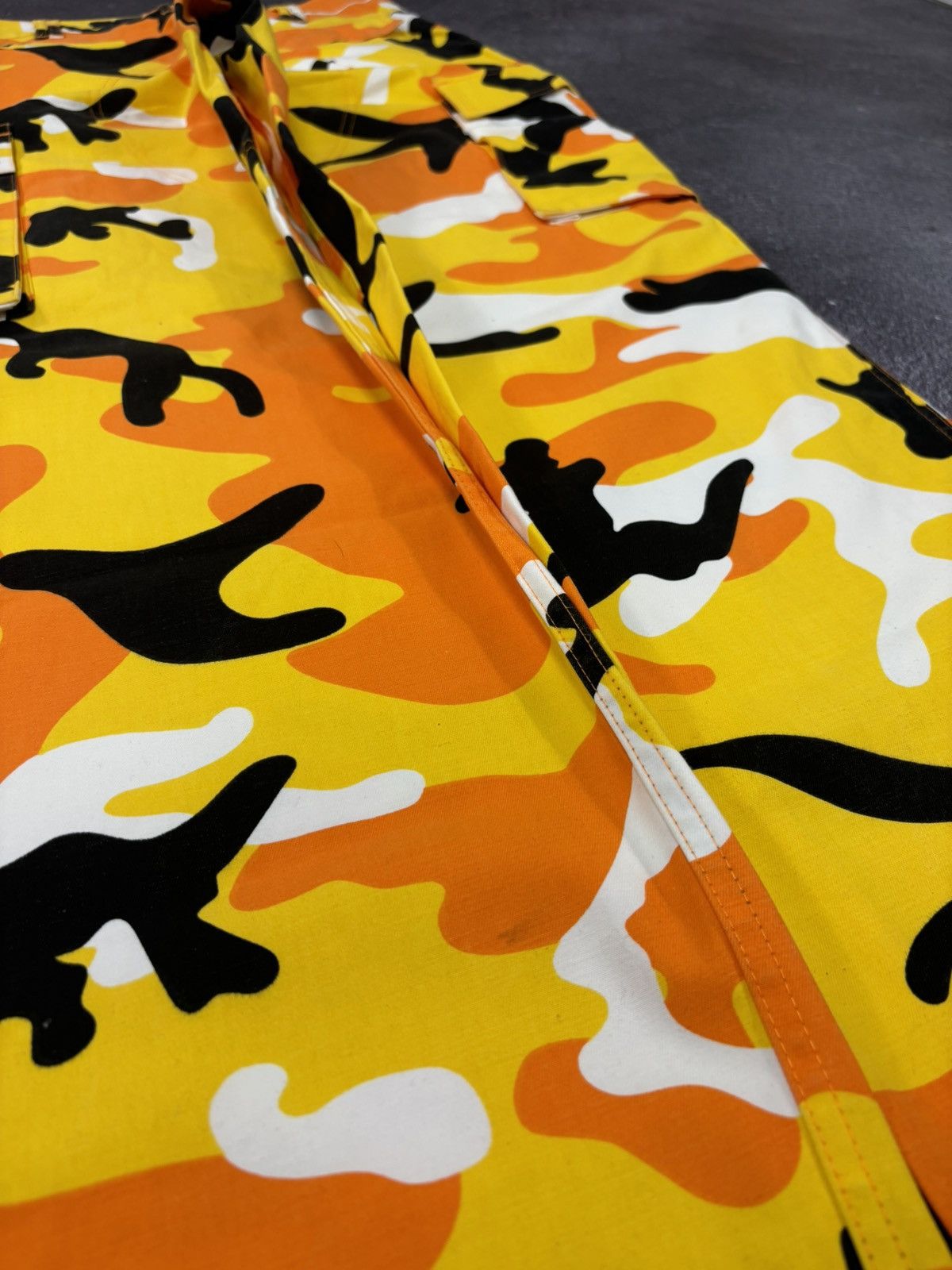 Karl Kani Vintage Karl Kani Y2K Camo Military Hype Baggy Cargo Pants Size US 32 / EU 48 - 15 Thumbnail