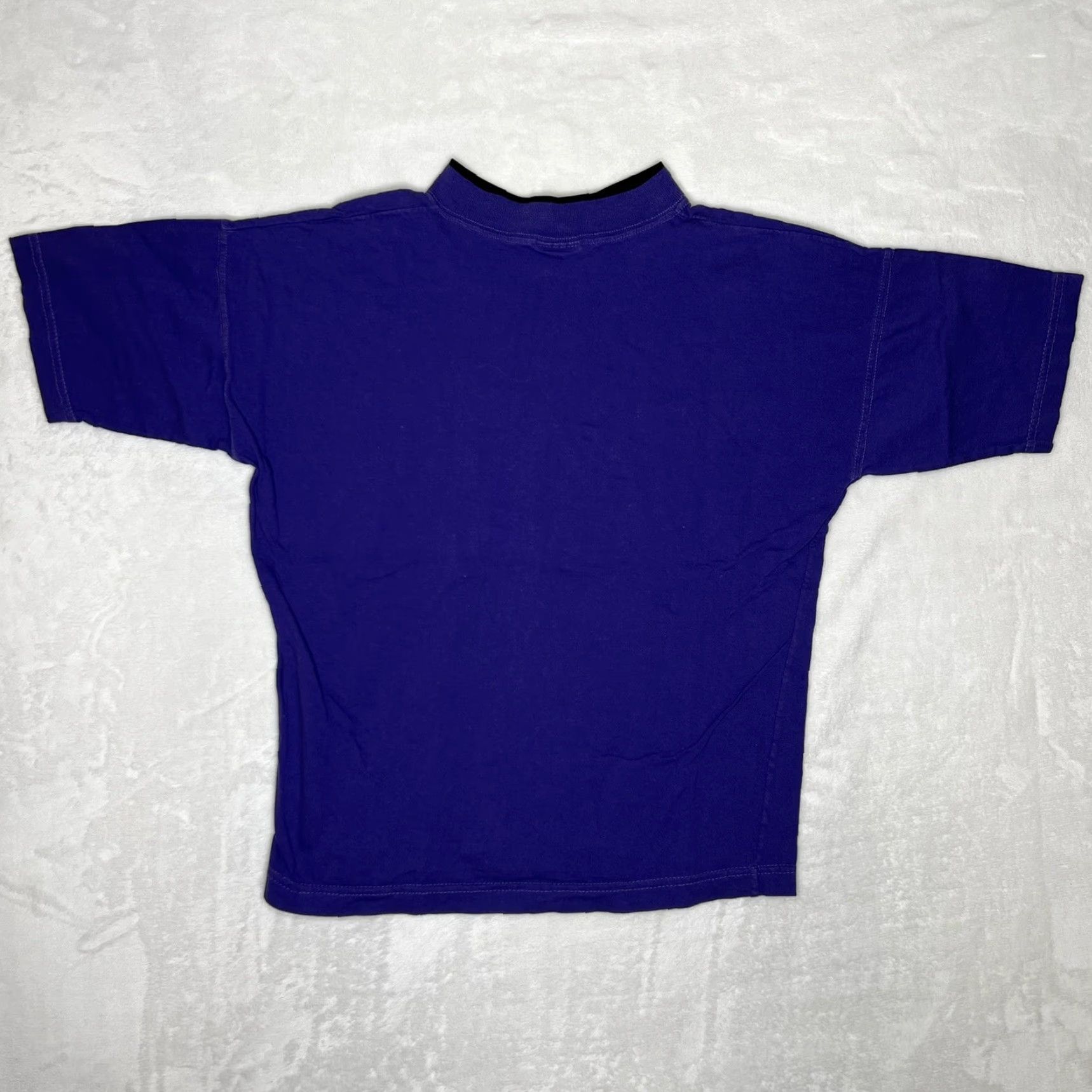 Vintage VINTAGE Generra Giovinezza Women’s T-Shirt L Purple Tout Le Jour Shirt Women L Purple V-Neck Short Sleeve Mens? wait. Size L / US 10 / IT 46 - 6 Thumbnail