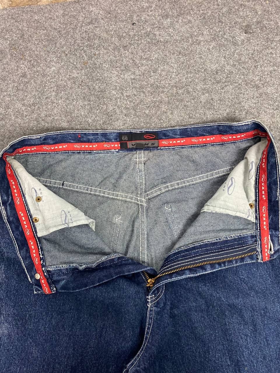 Vans vintage 90s vans usa baggy denim nice design Size US 34 / EU 50 - 13 Thumbnail