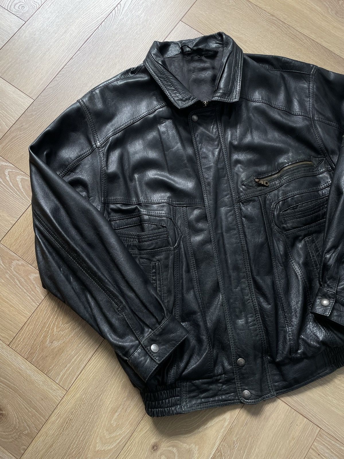 Vintage Vintage Y2k Black Real Leather Zip Bomber Jacket Avant Garde Size US XL / EU 56 / 4 - 3 Thumbnail