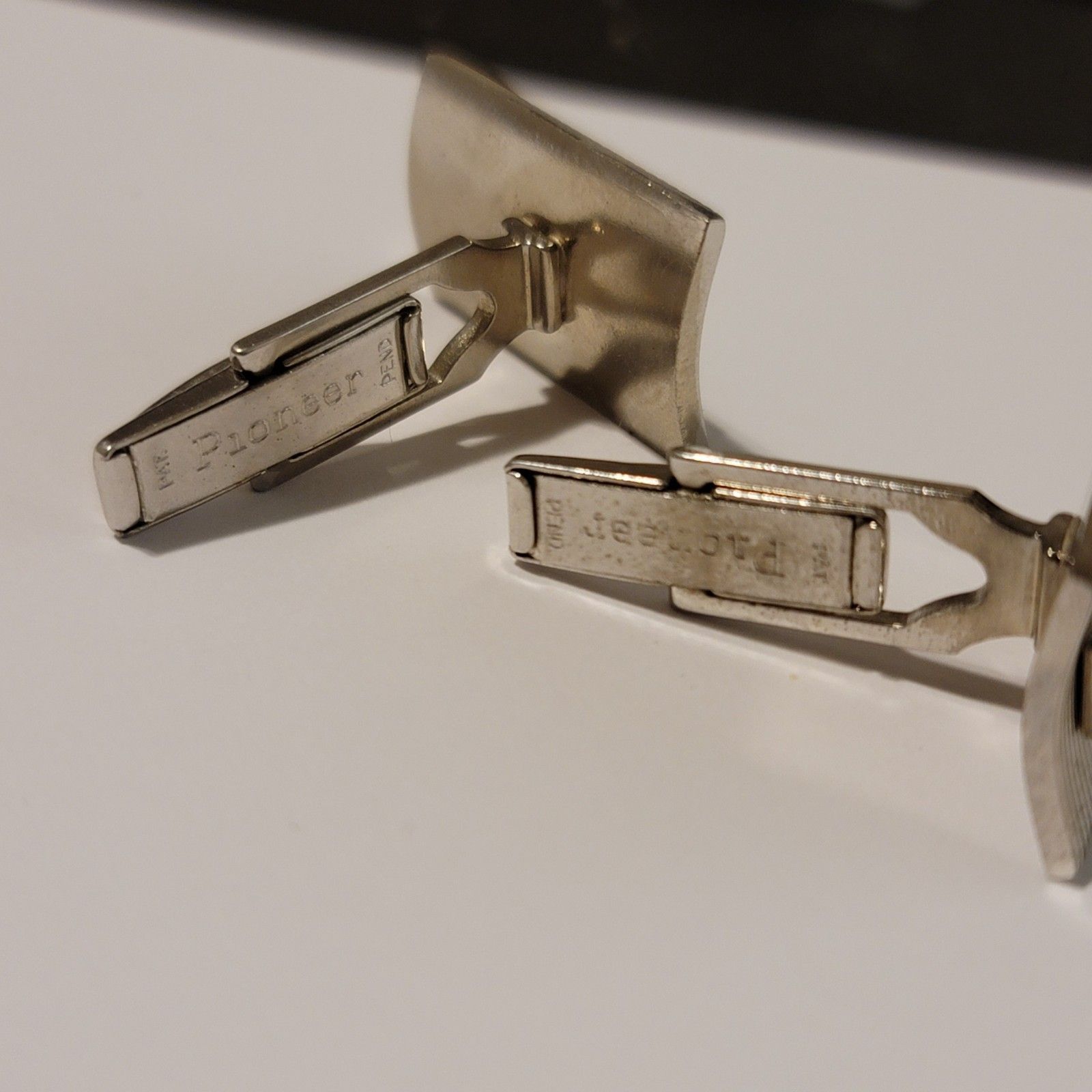 Other Vintage Pioneer Silver Tone Cufflinks Size ONE SIZE - 3 Thumbnail