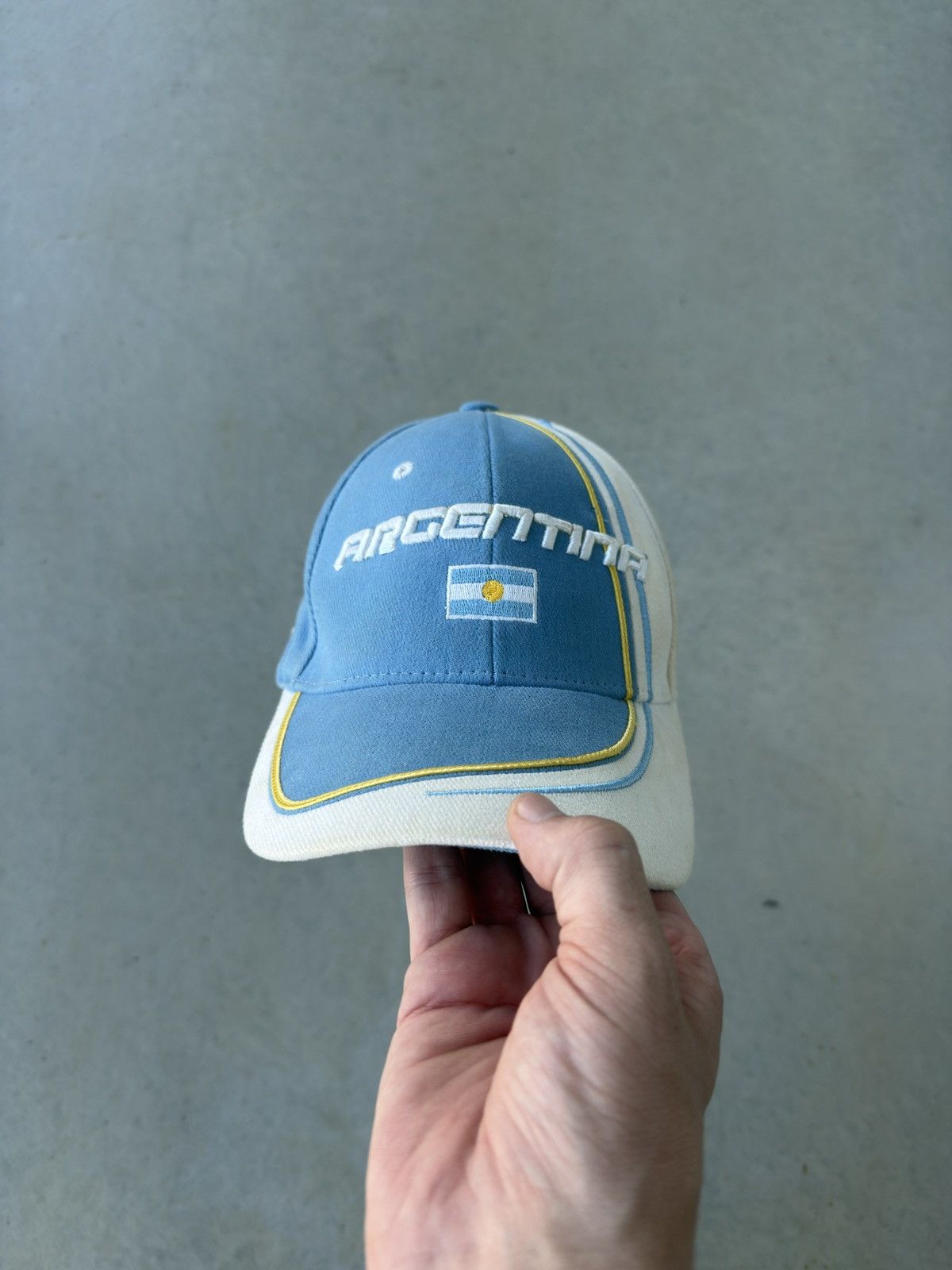 Vintage Vintage Y2K Argentina Soccer Hat Size ONE SIZE - 2 Thumbnail