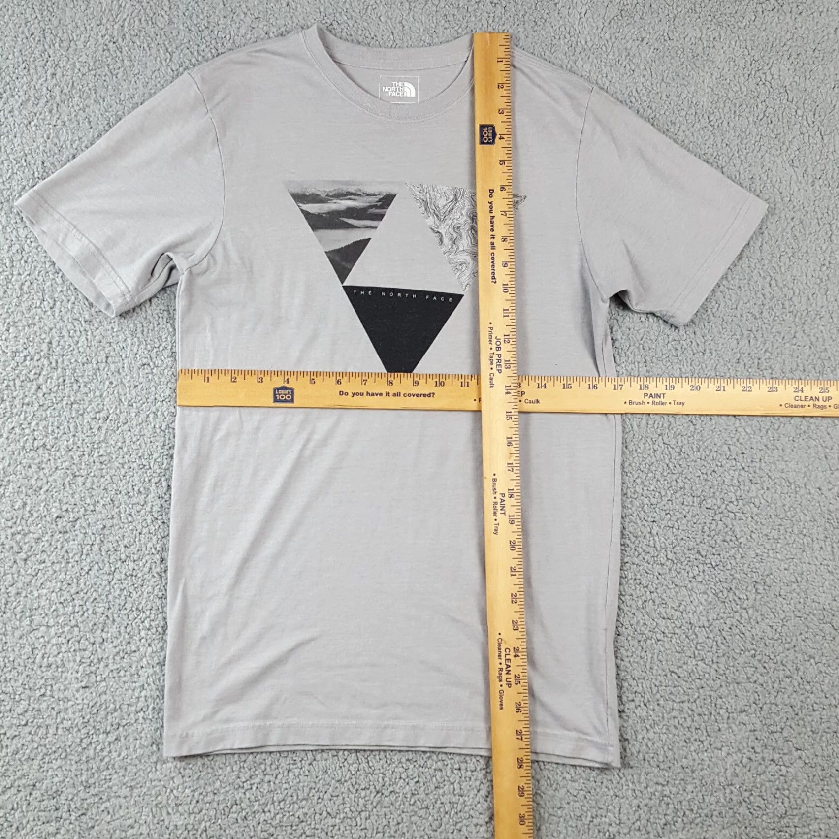 The North Face VINTAGE The North Face Gray Mountain Logo T-Shirt Men's Small Slim Outdoor Hiking 00s Size US S / EU 44-46 / 1 - 6 Thumbnail